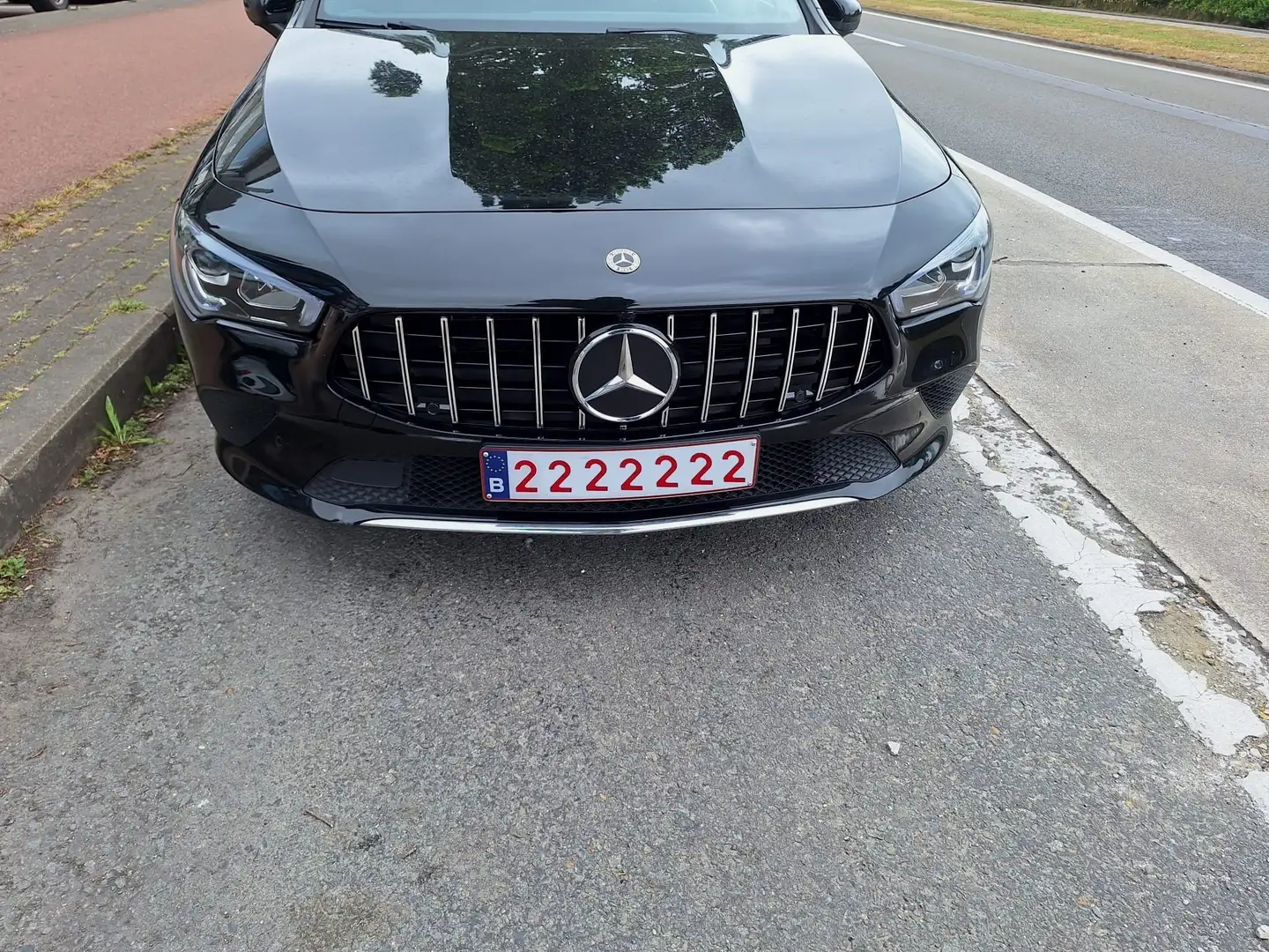 Mercedes-Benz CLA 180 CLA 180 7G-DCT Zwart - 2
