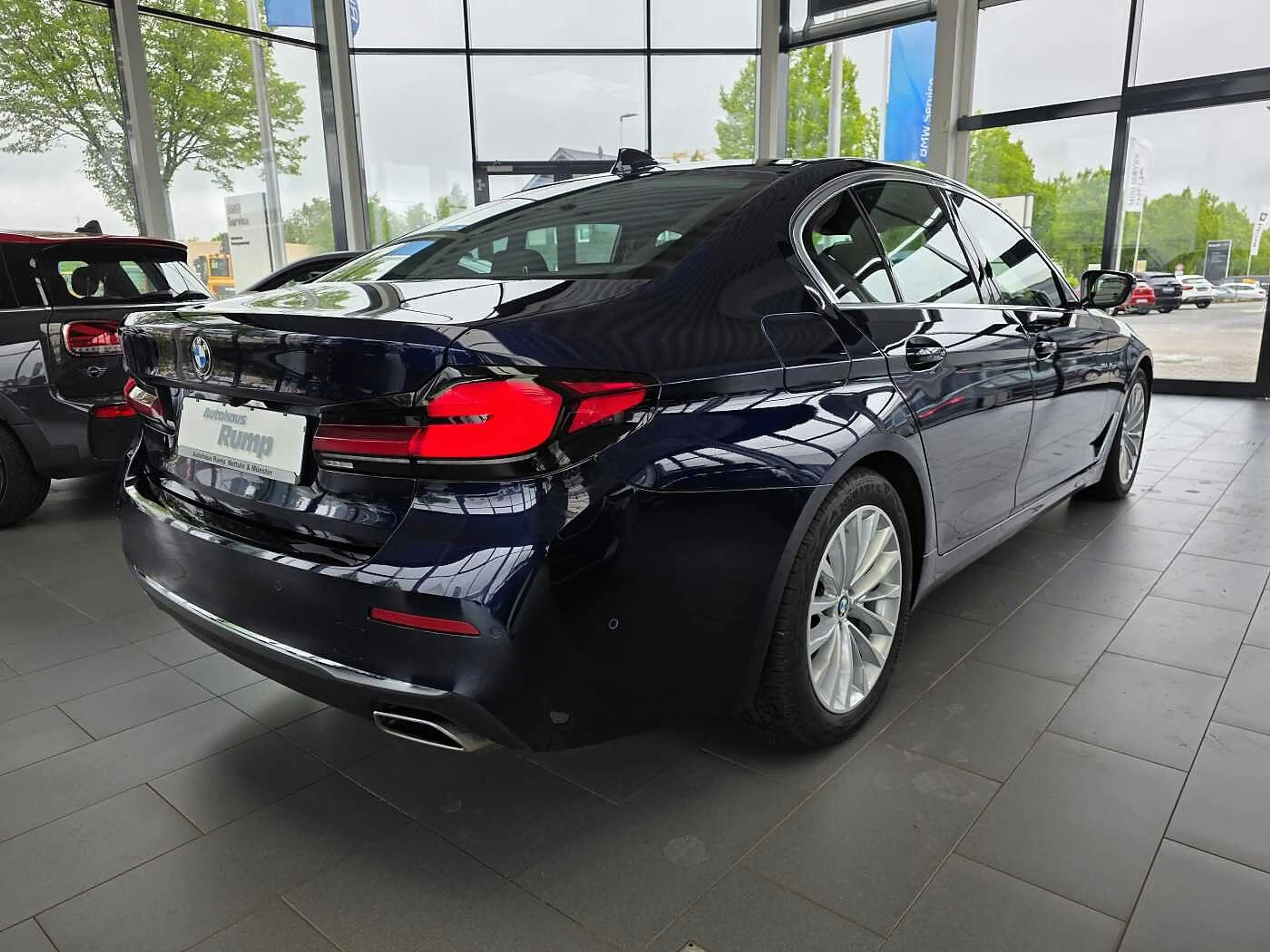 BMW 530 d xDrive Aut. Drive.Prof./Std.hz./HUD/AHK/GSD — photo 5