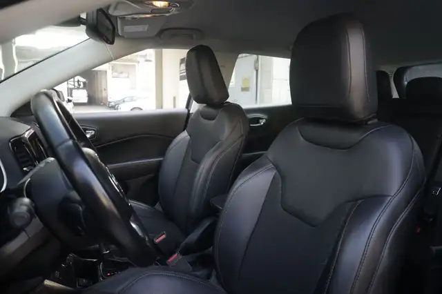 Jeep Compass view 17