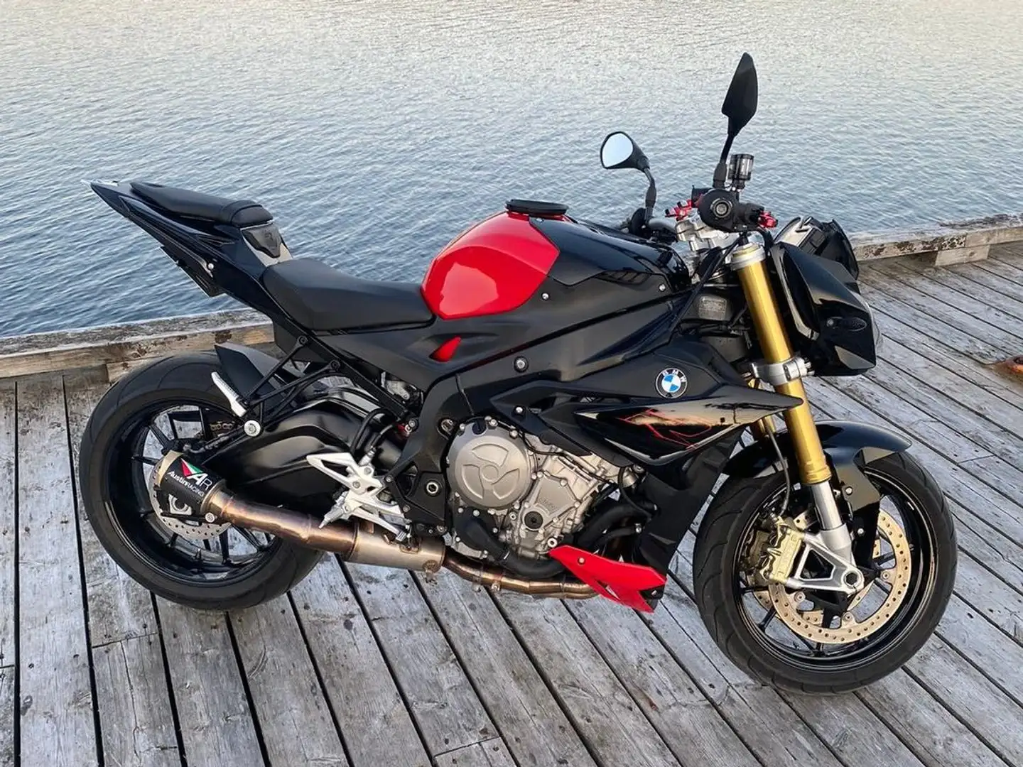 BMW S 1000 R Schwarz - 2