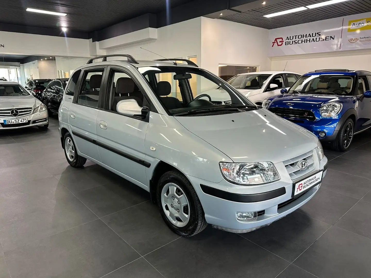 Hyundai Matrix 1.6 GLS*TÜV+Insp+Reifen NEU*AHK*Klima Grau - 1
