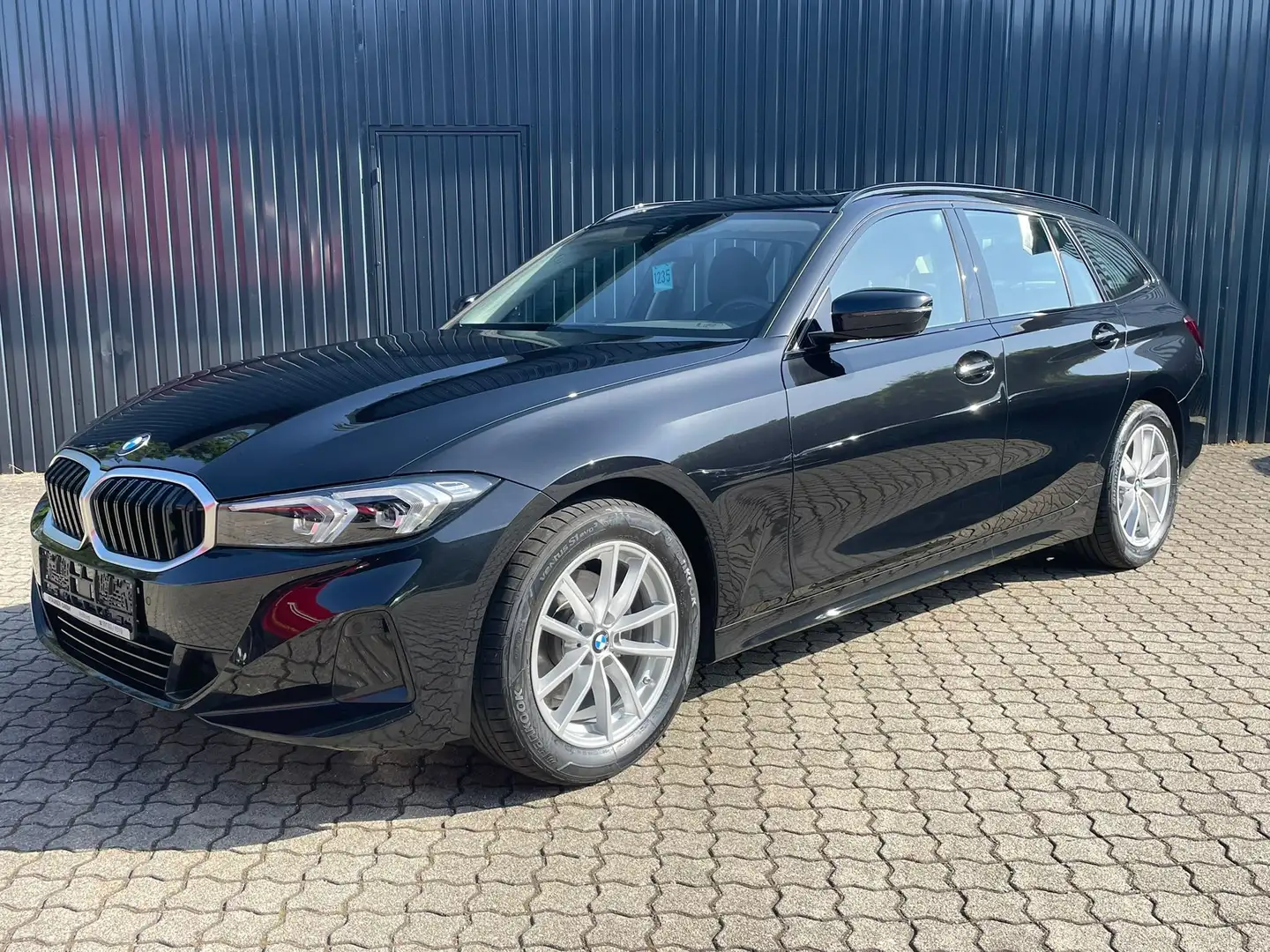 BMW 320 D Aut Touring/ PanoDa/Standheiz/Sporsitz/Teilleder Schwarz - 2