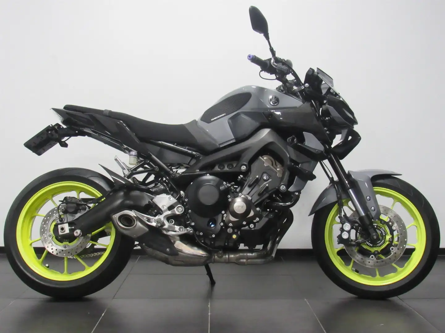 Yamaha MT-09 ABS Grijs - 1