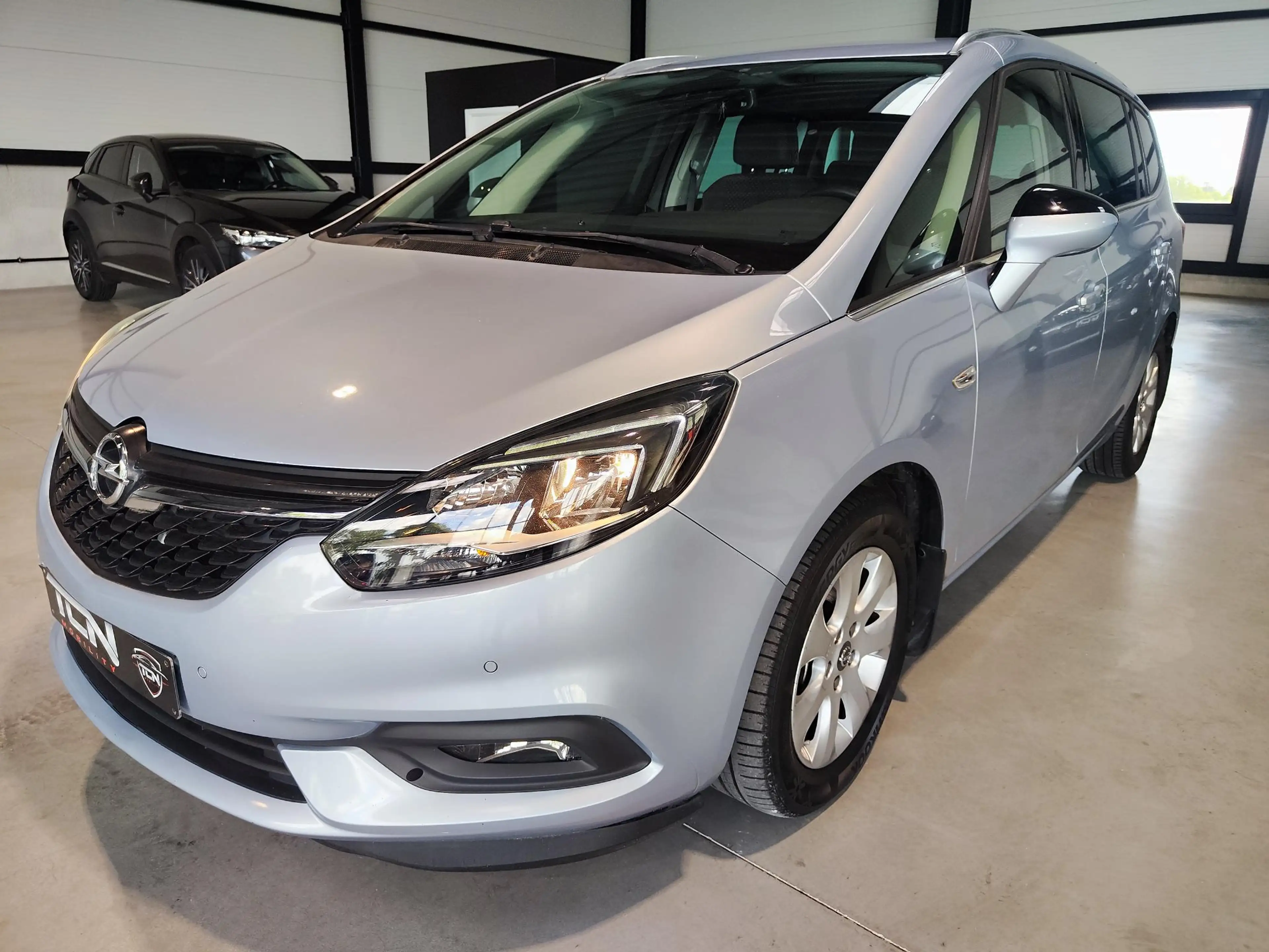 Opel Zafira Tourer Zafira 1.6 CDTi ECOTEC Edition Start/Stop 7 Places — photo 2