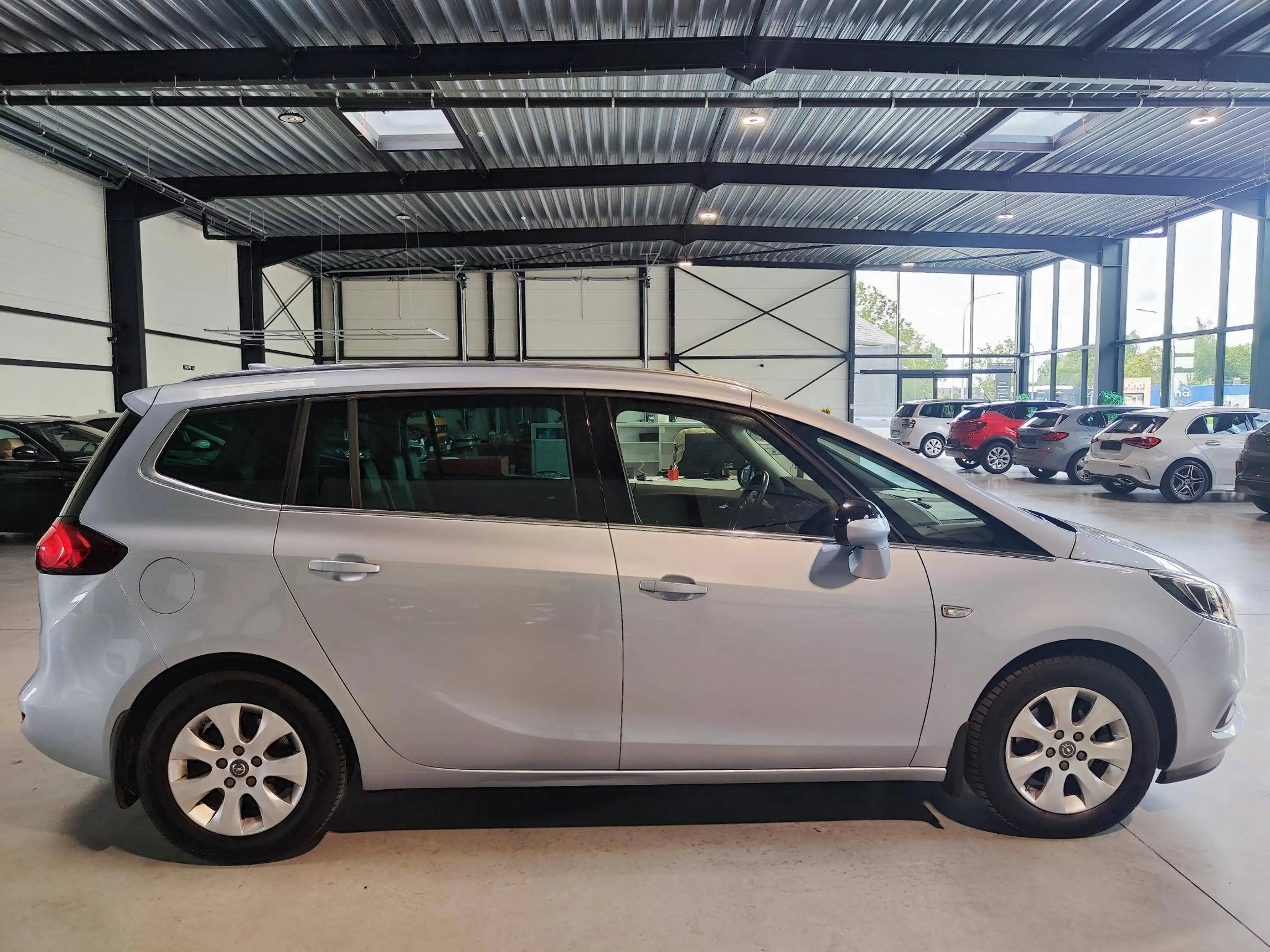 Opel Zafira Tourer Zafira 1.6 CDTi ECOTEC Edition Start/Stop 7 Places — photo 10
