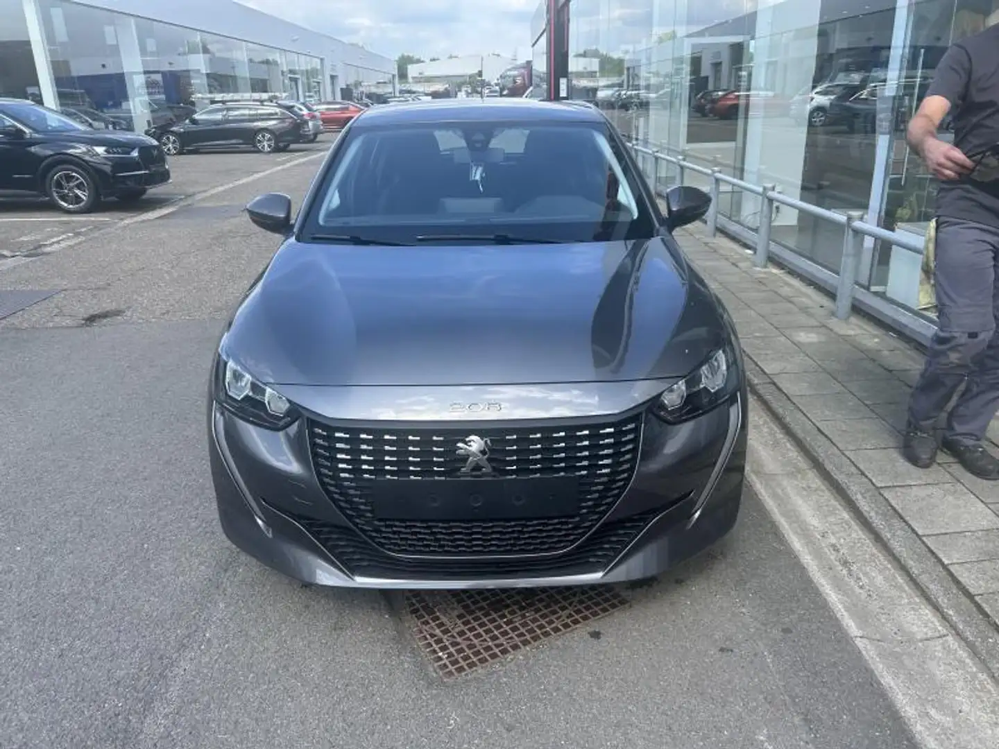 Peugeot 208 Active Gris - 1