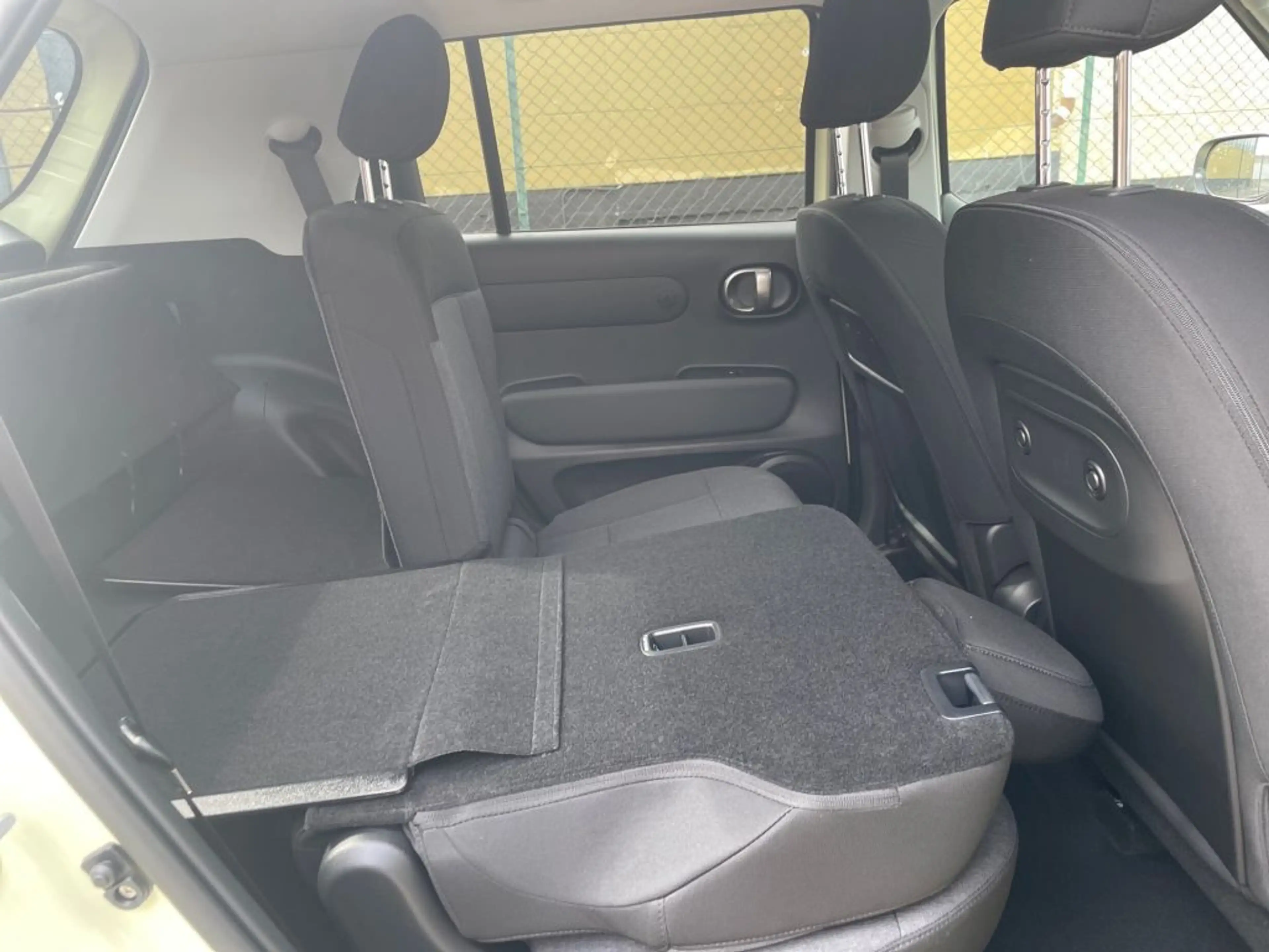 Hyundai Inster 49kWh Prime — photo 15