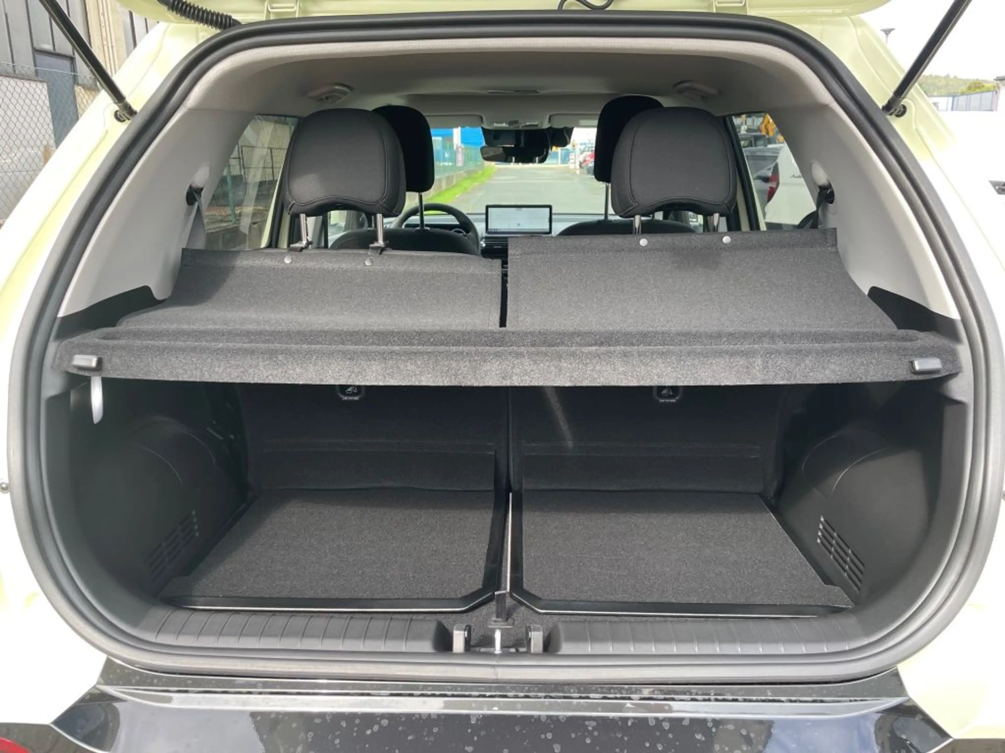 Hyundai Inster 49kWh Prime — photo 12
