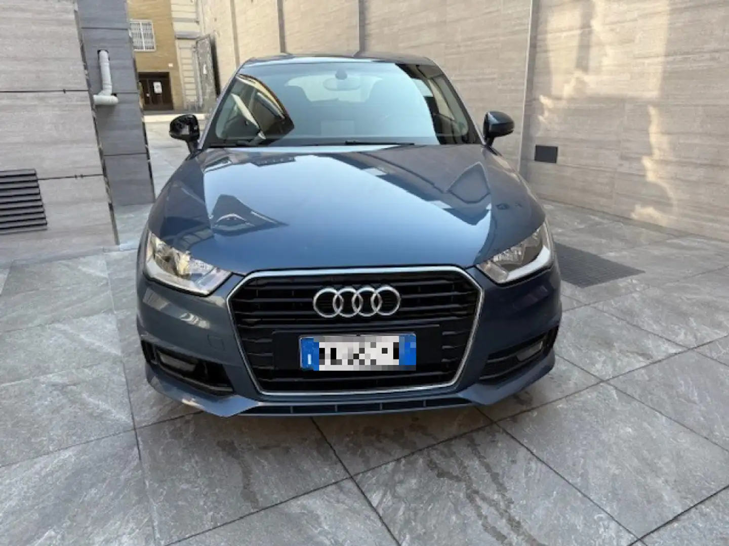 Audi A1 1.4 TDI Admired S-LINE ESTERNO Blu/Azzurro - 2