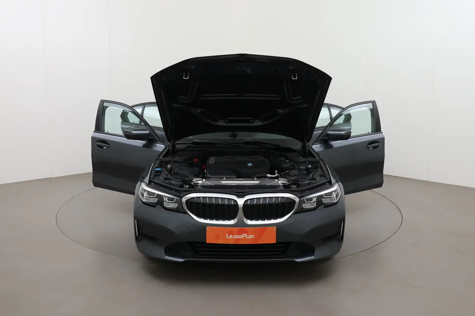BMW 320 3 320iA OPF Business LEDER/CUIR LED GPS PDC Carpla Grijs - 1
