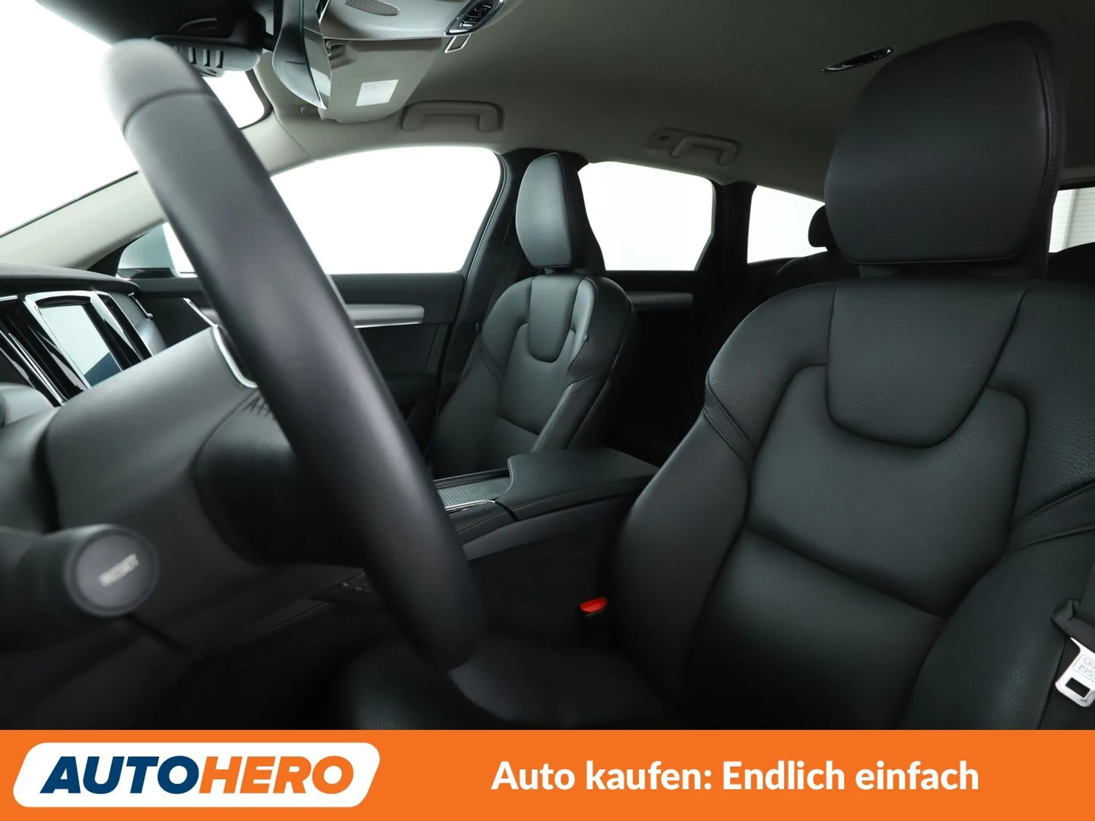 Volvo V90 2.0 T4 Momentum Aut.*NAVI*LED*TEMPO*PDC*SHZ* — photo 11