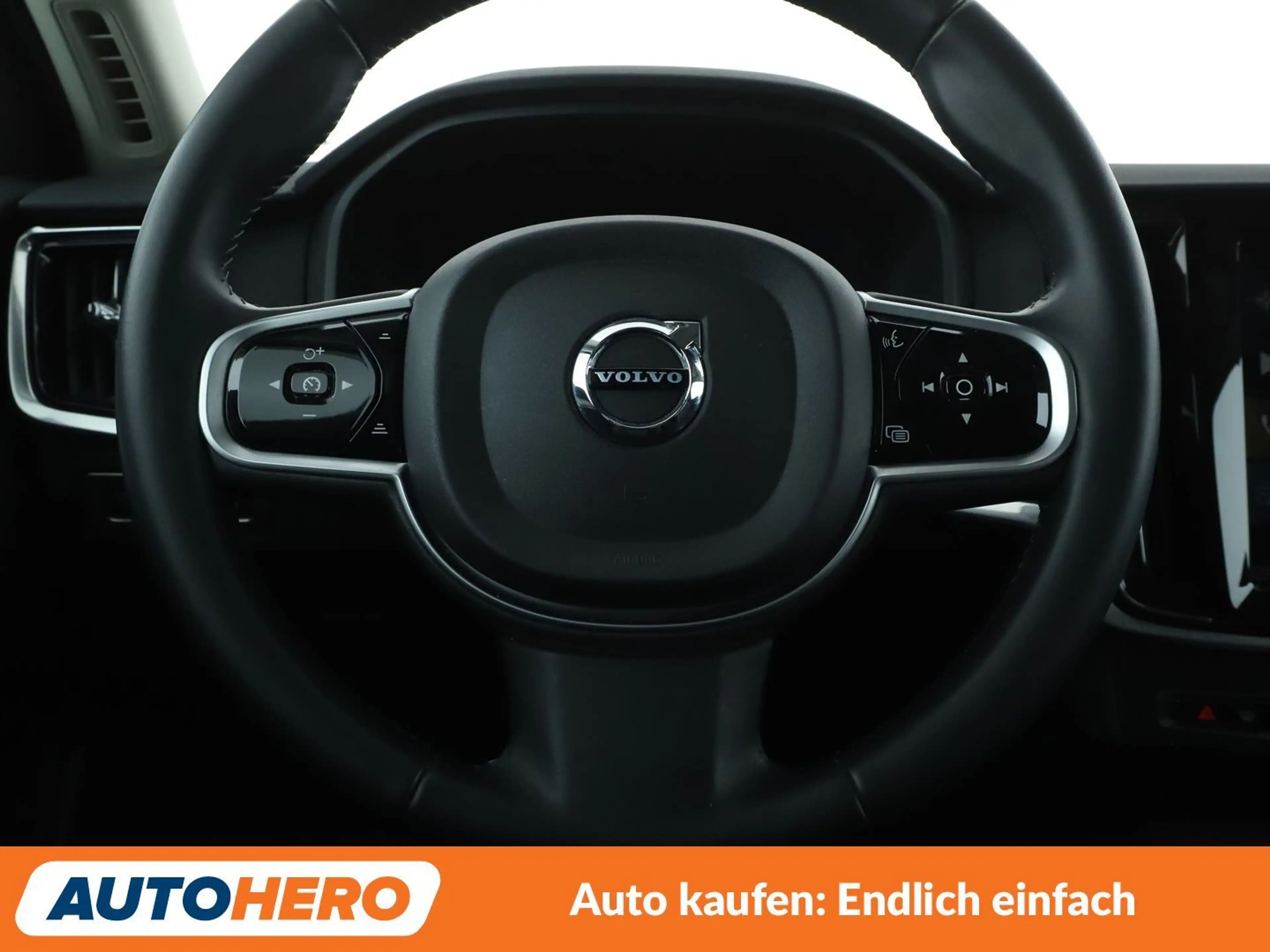 Volvo V90 2.0 T4 Momentum Aut.*NAVI*LED*TEMPO*PDC*SHZ* — photo 14
