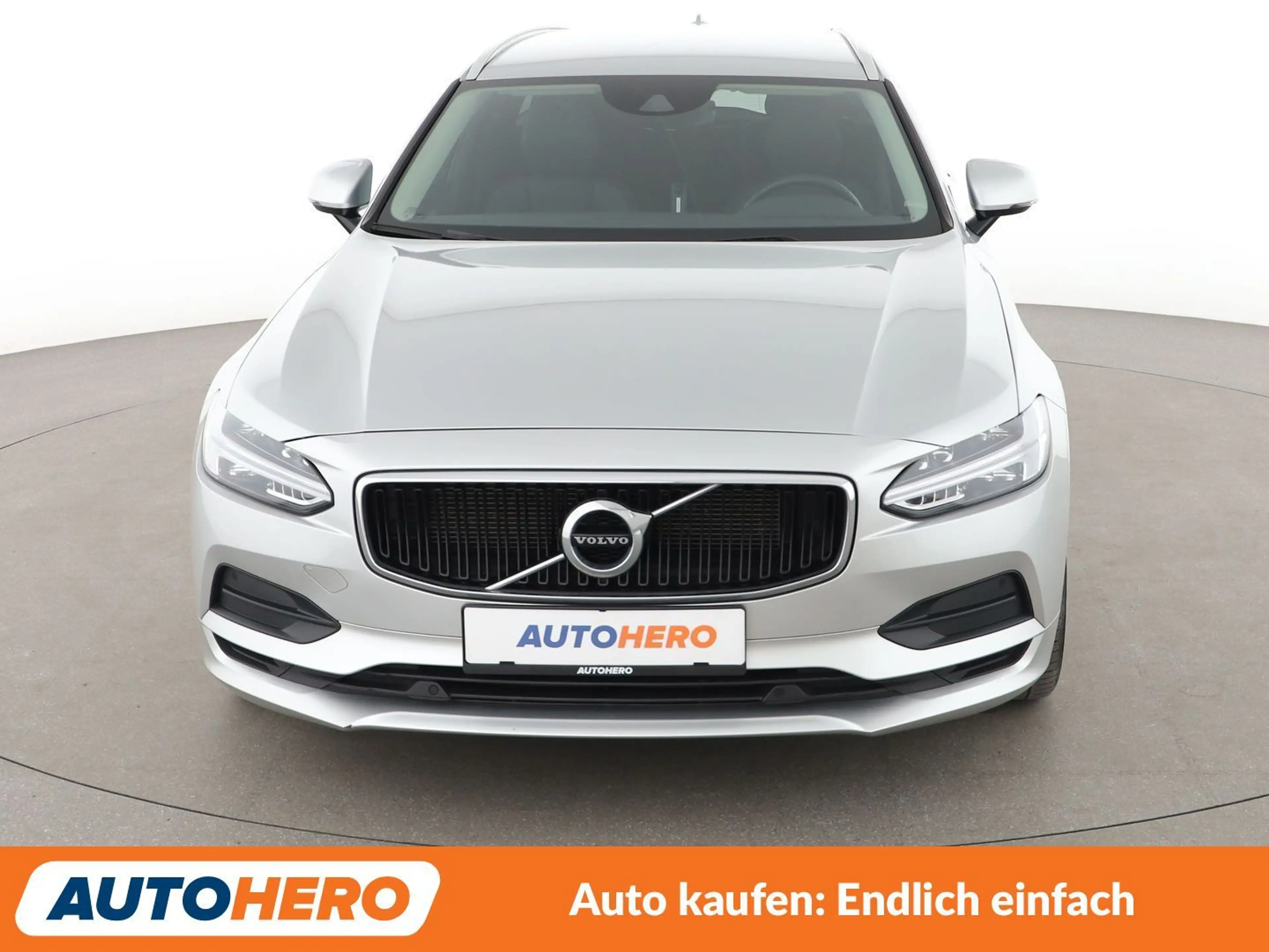 Volvo V90 2.0 T4 Momentum Aut.*NAVI*LED*TEMPO*PDC*SHZ* — photo 9