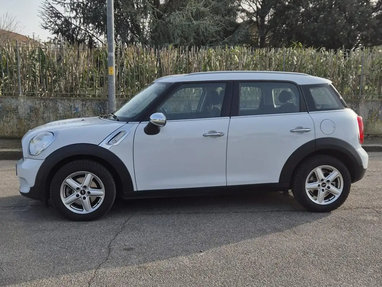 MINI One D Countryman