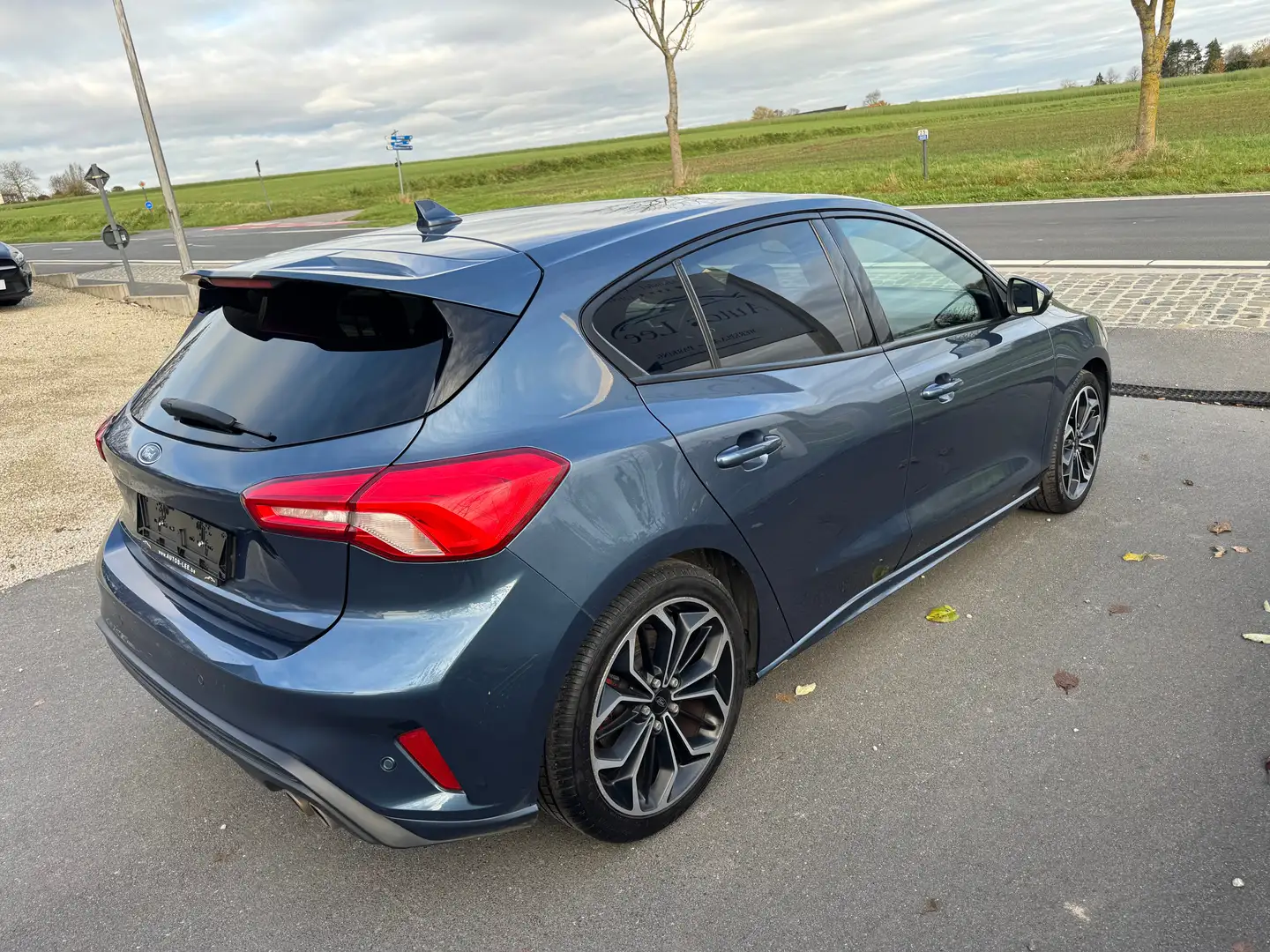 Ford Focus Focus 1.5 EcoBoost ST-LINE/Camera/keyless/B&O/led Grijs - 2