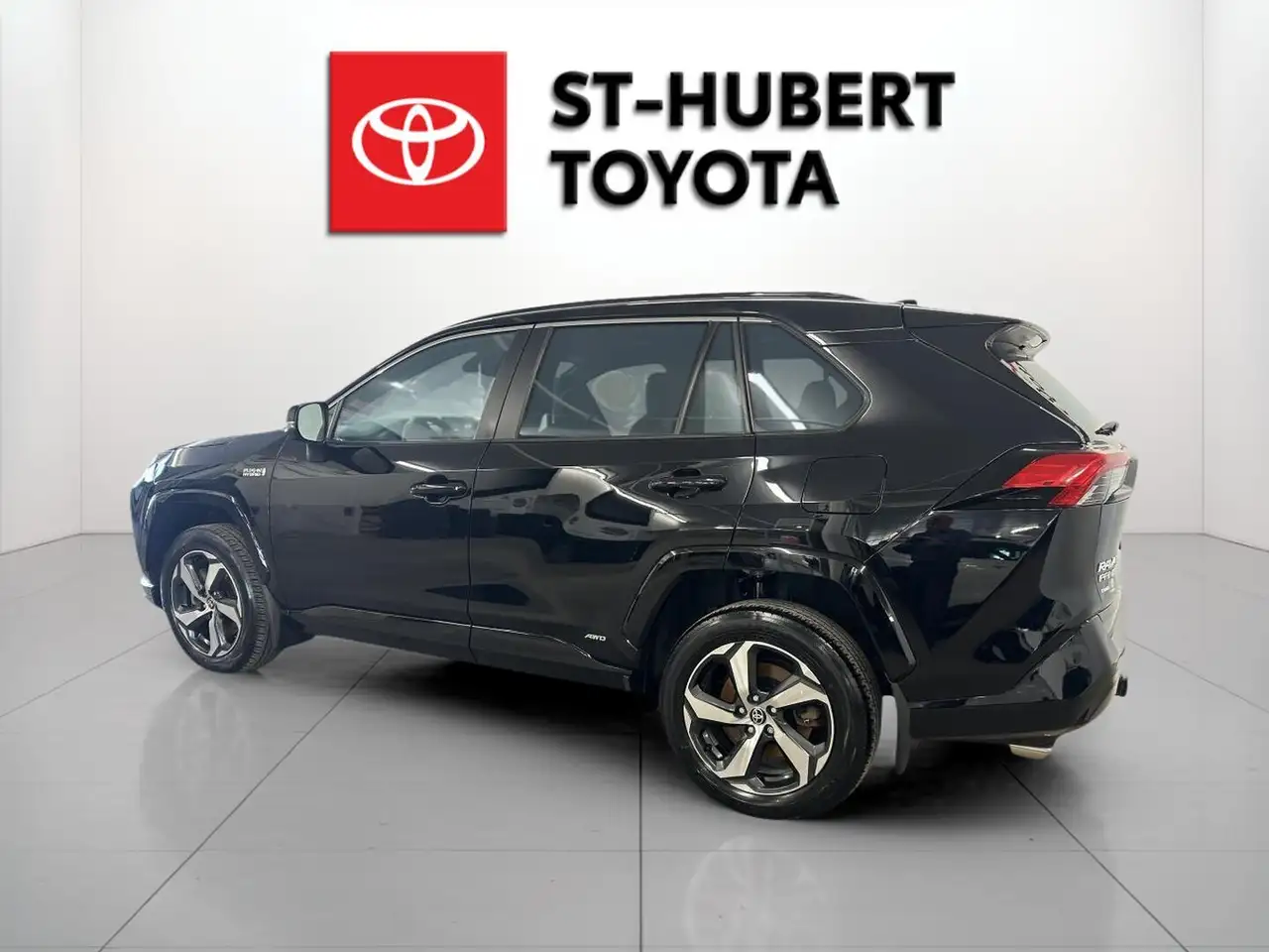 Toyota RAV 4 Prime снимка Toyota RAV 4 Prime