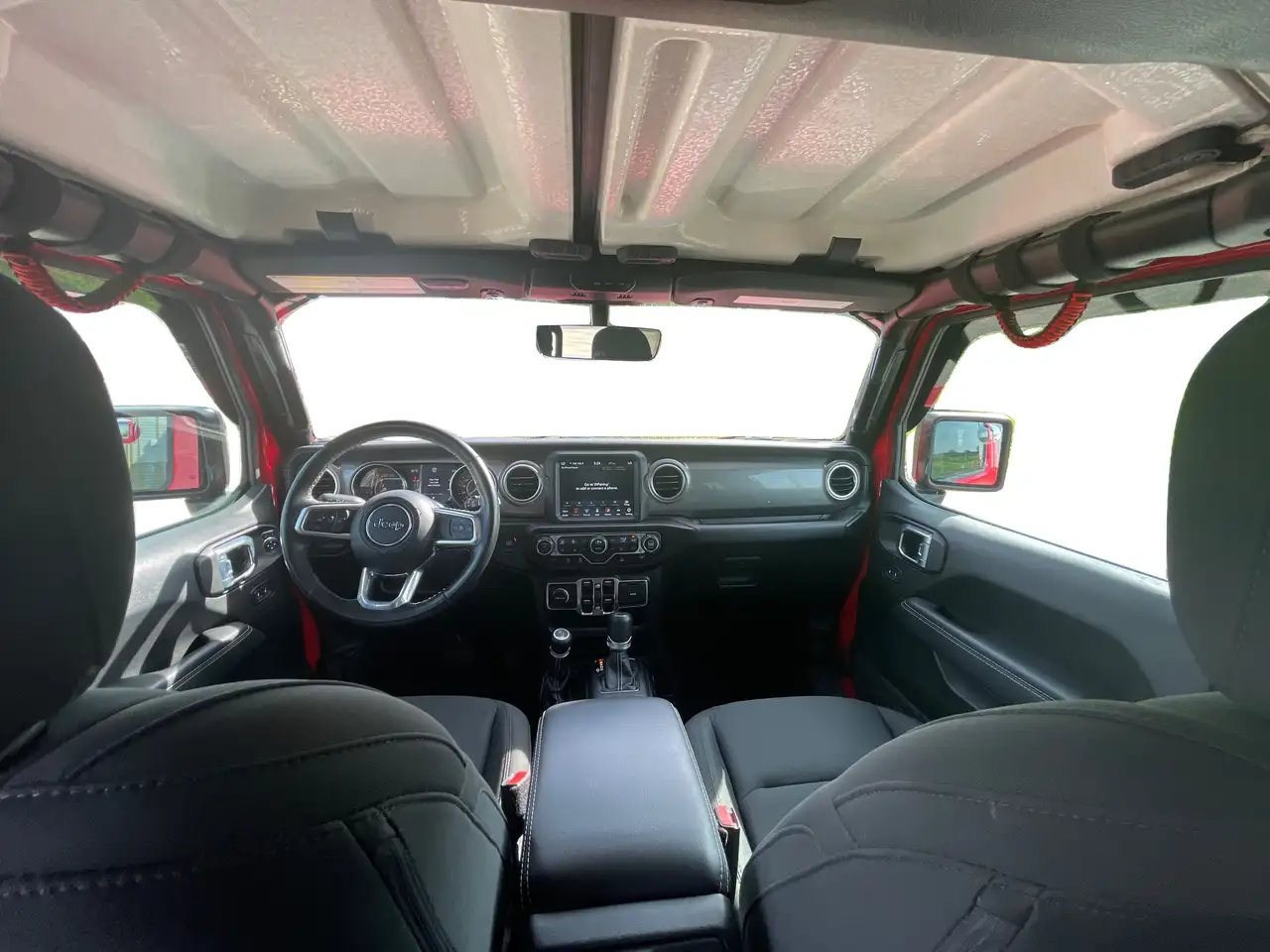 Jeep Wrangler снимка Jeep Wrangler