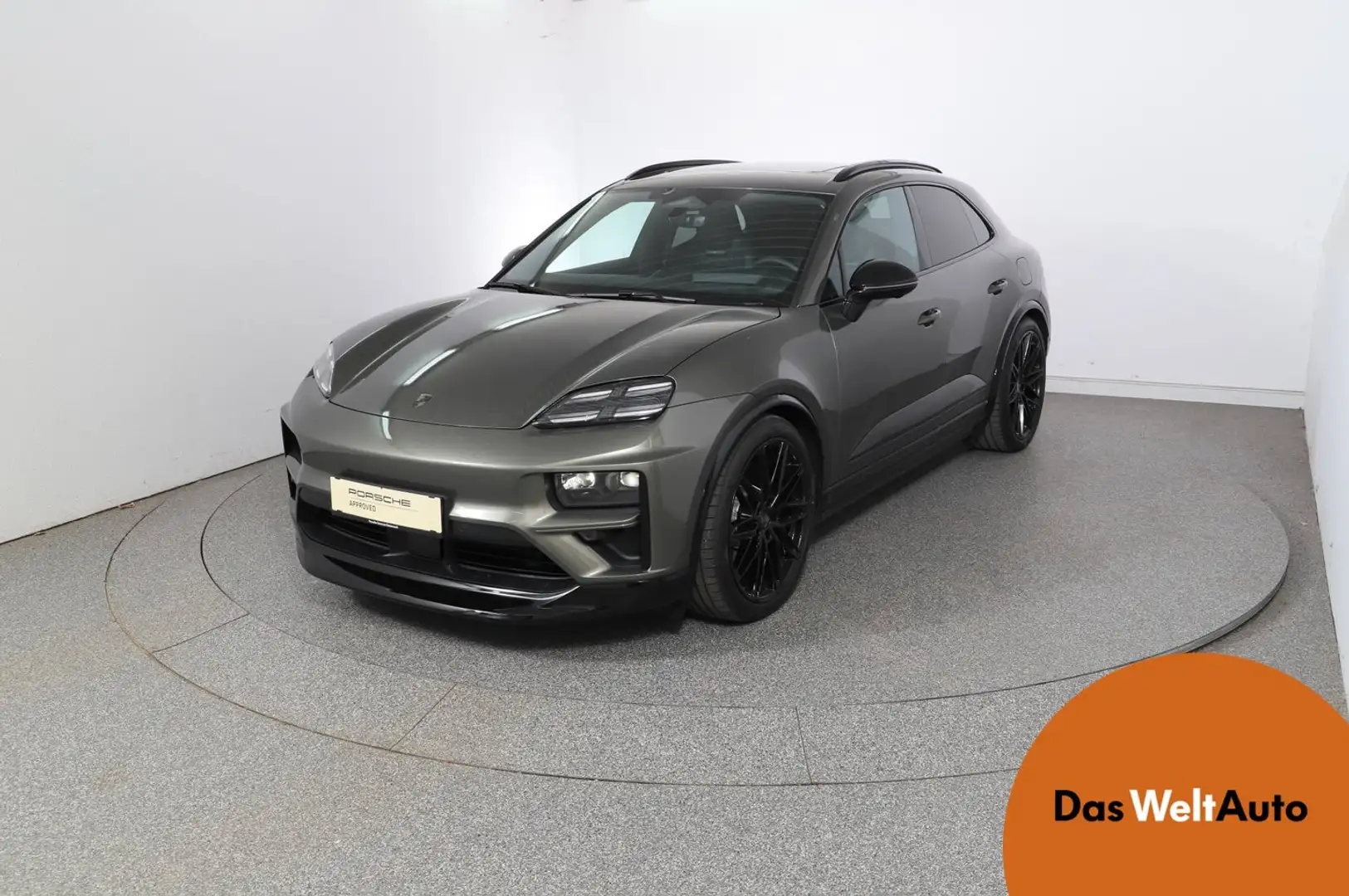 Porsche Macan Turbo Grün - 1