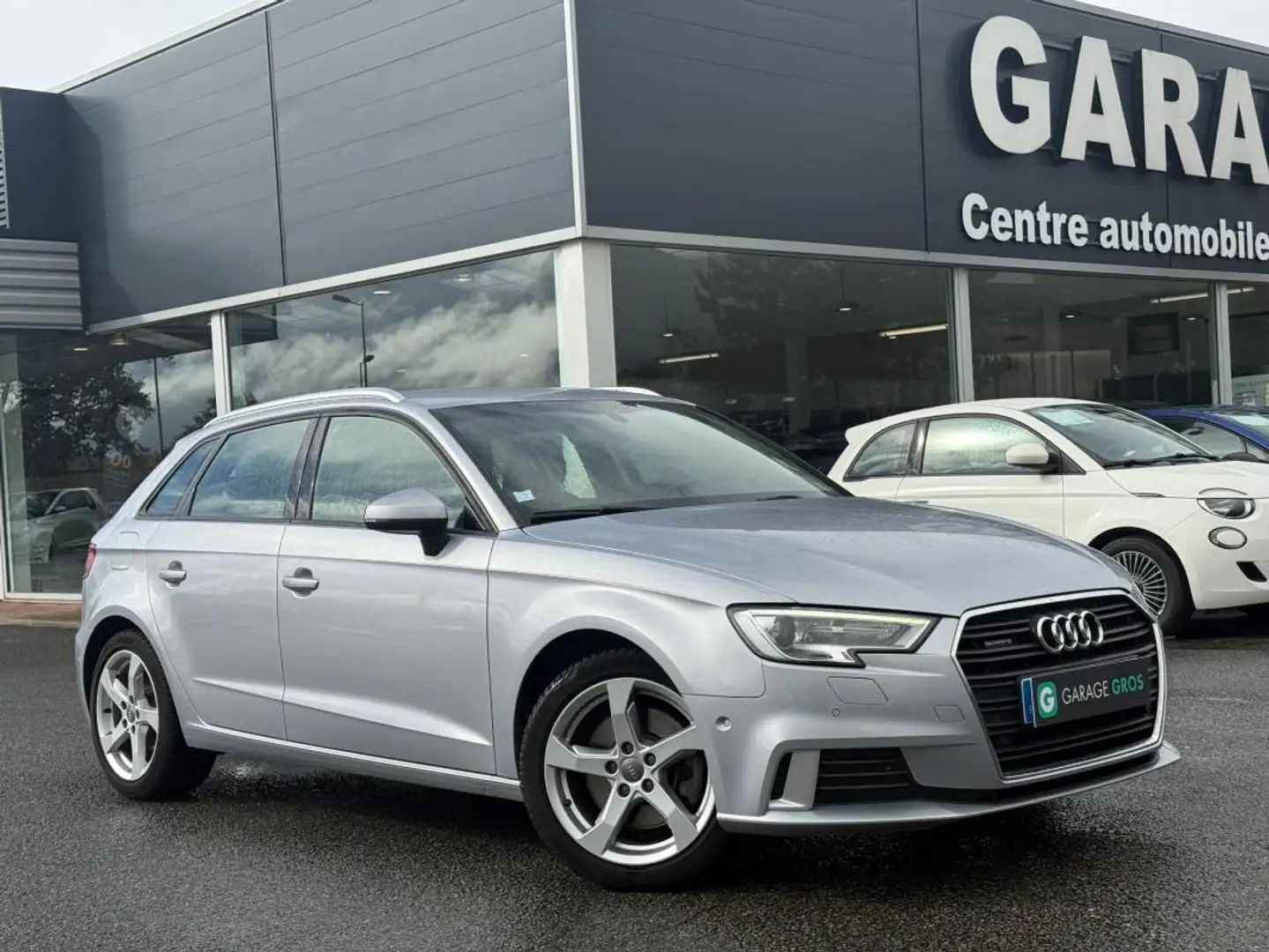 Audi A3 40 TFSI 190 S tronic 7 Quattro Sport Gris - 1