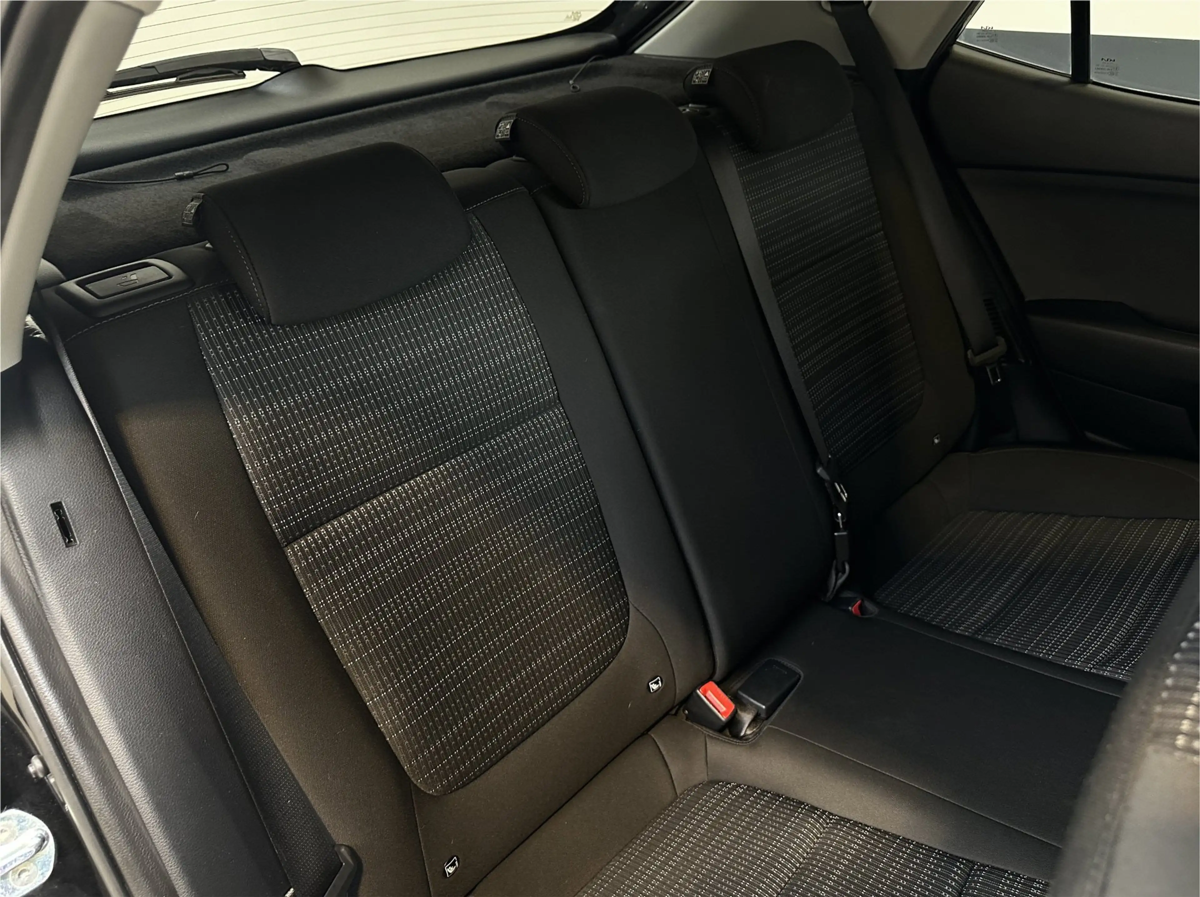 Kia Stonic 1.0 T-GDi MHEV DynamicPlusLine | NL | 1 Eig| Apple — photo 34