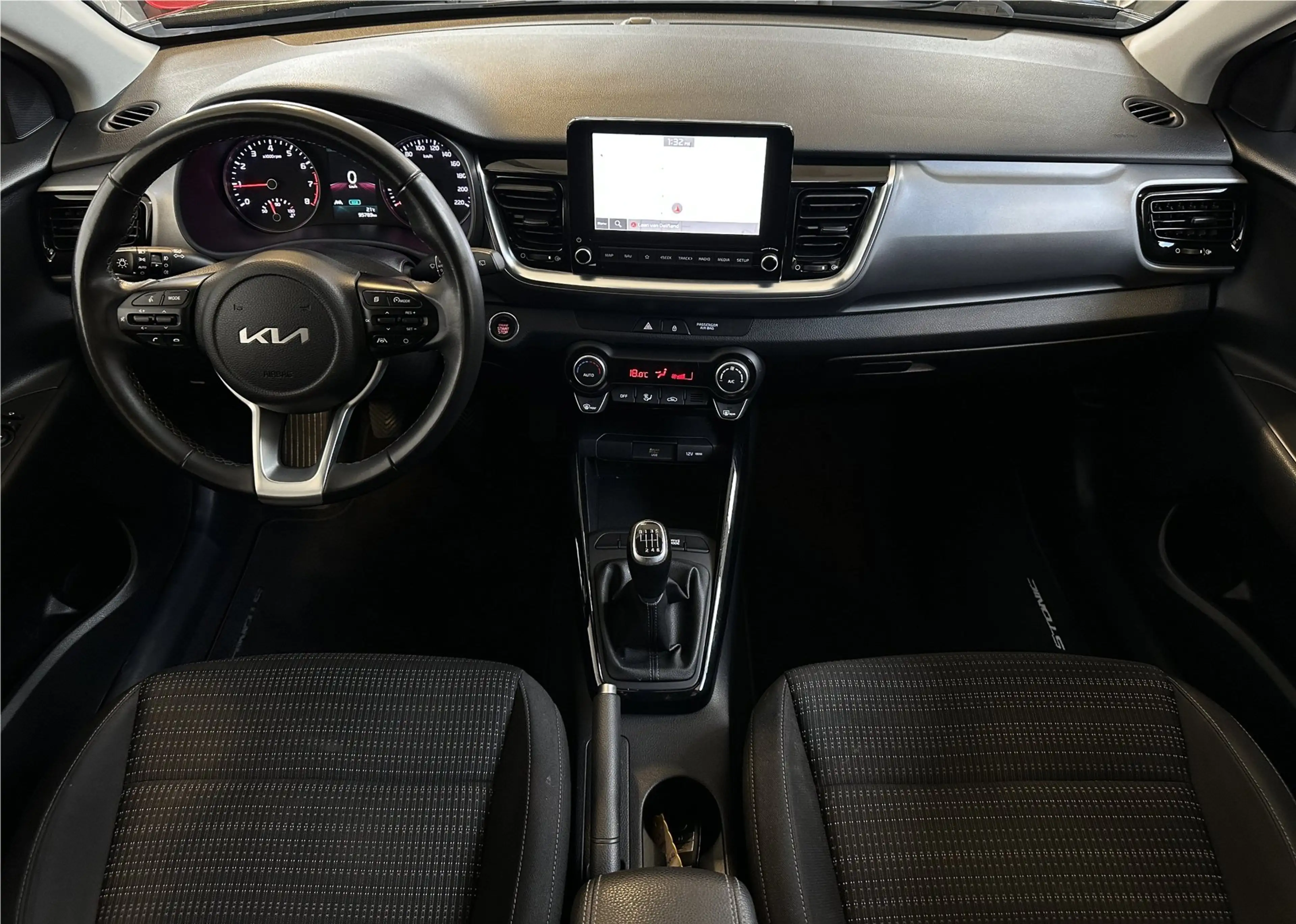 Kia Stonic 1.0 T-GDi MHEV DynamicPlusLine | NL | 1 Eig| Apple — photo 13