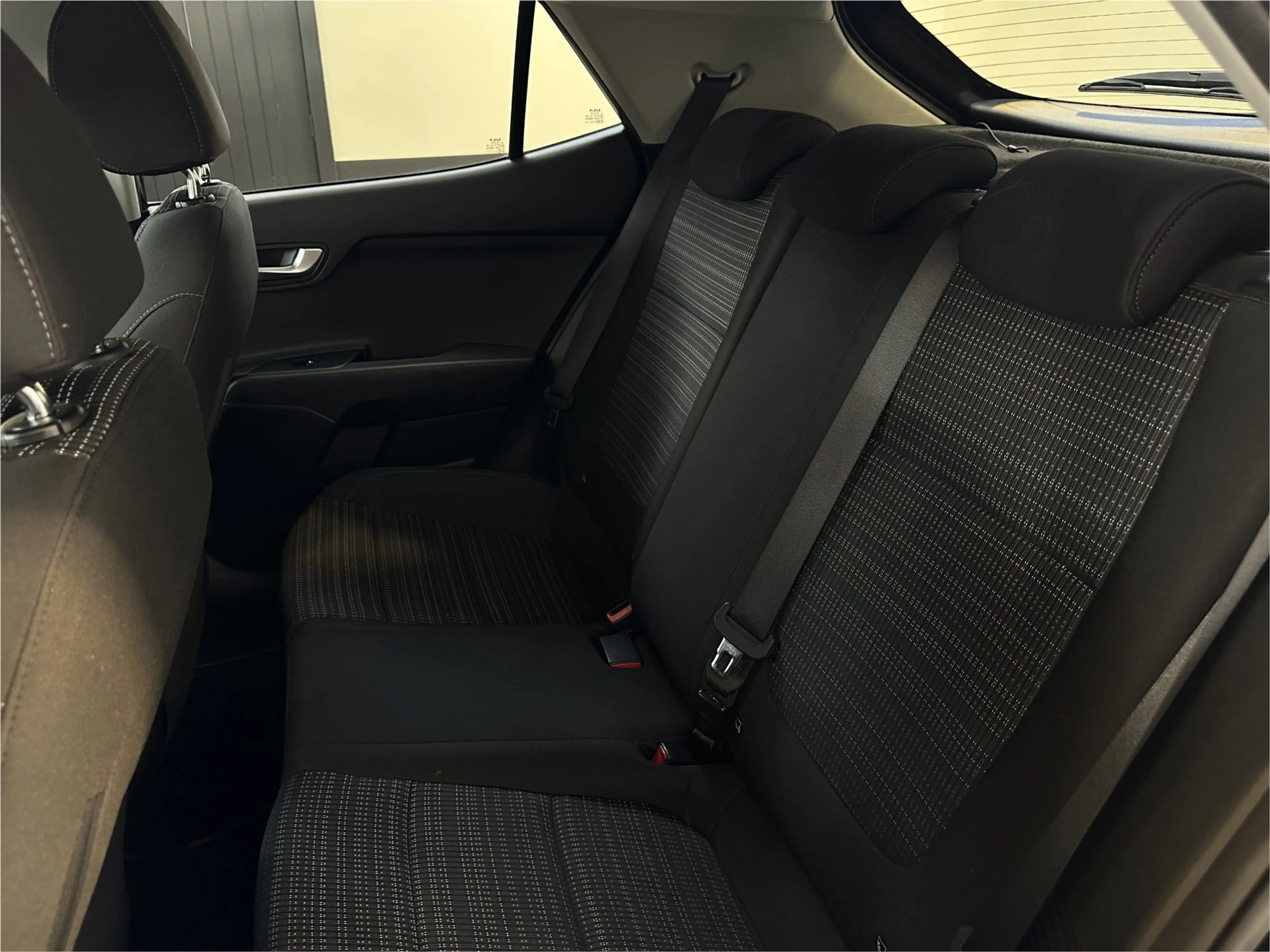 Kia Stonic 1.0 T-GDi MHEV DynamicPlusLine | NL | 1 Eig| Apple — photo 35