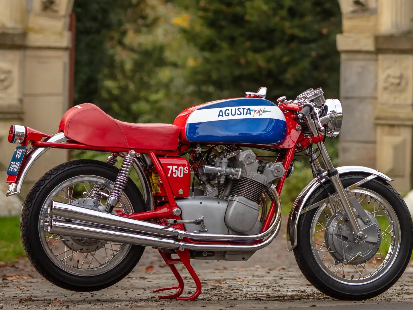 MV Agusta 750 S Rot - 2