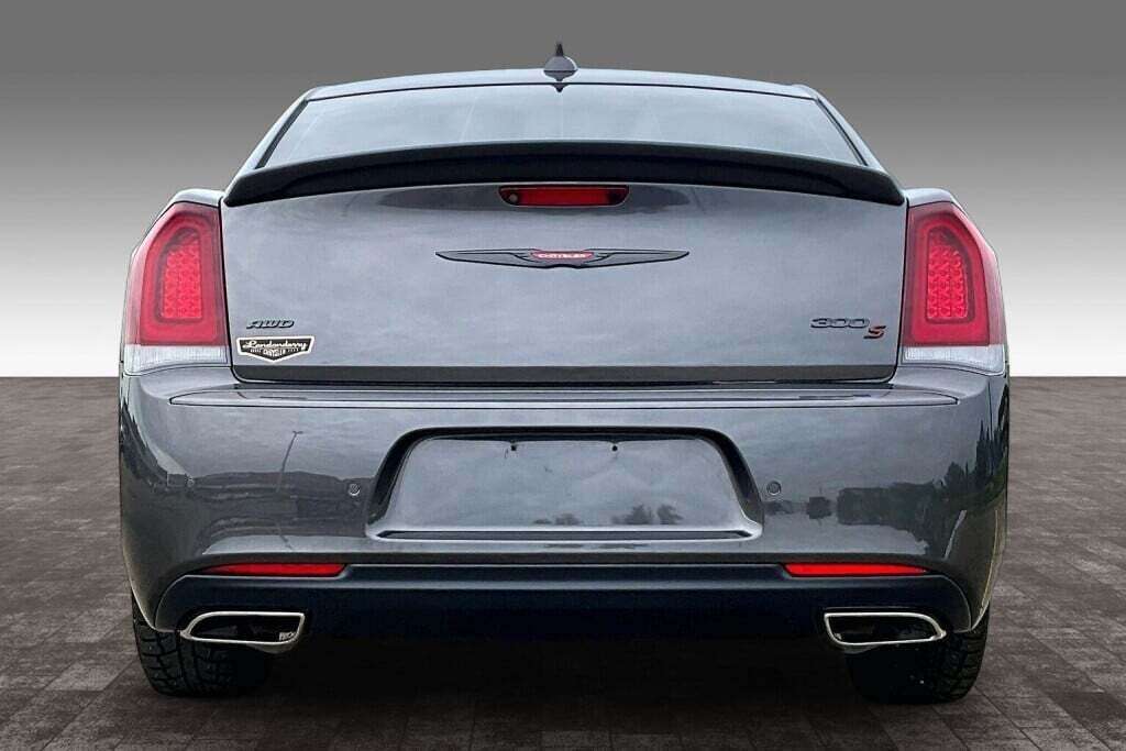 2021 Chrysler 300 Awd S — снимка 1
