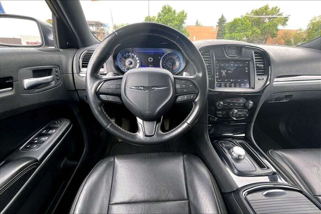 2021 Chrysler 300 Awd S — снимка 1