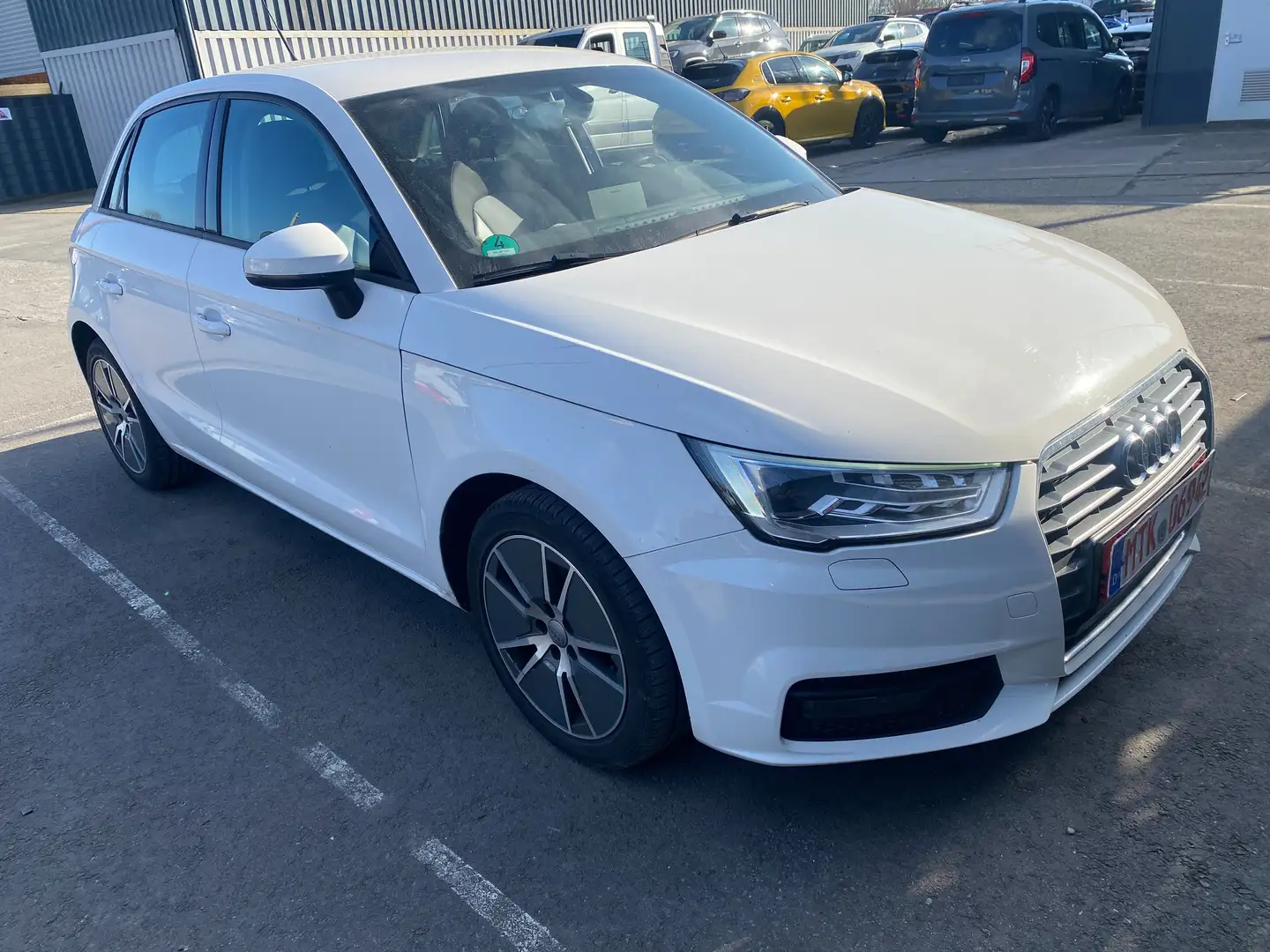 Audi A1 1.4 TFSI Sport DSG Scheckhft Xenon Nav SHZ PDC 2Hd Weiß - 1