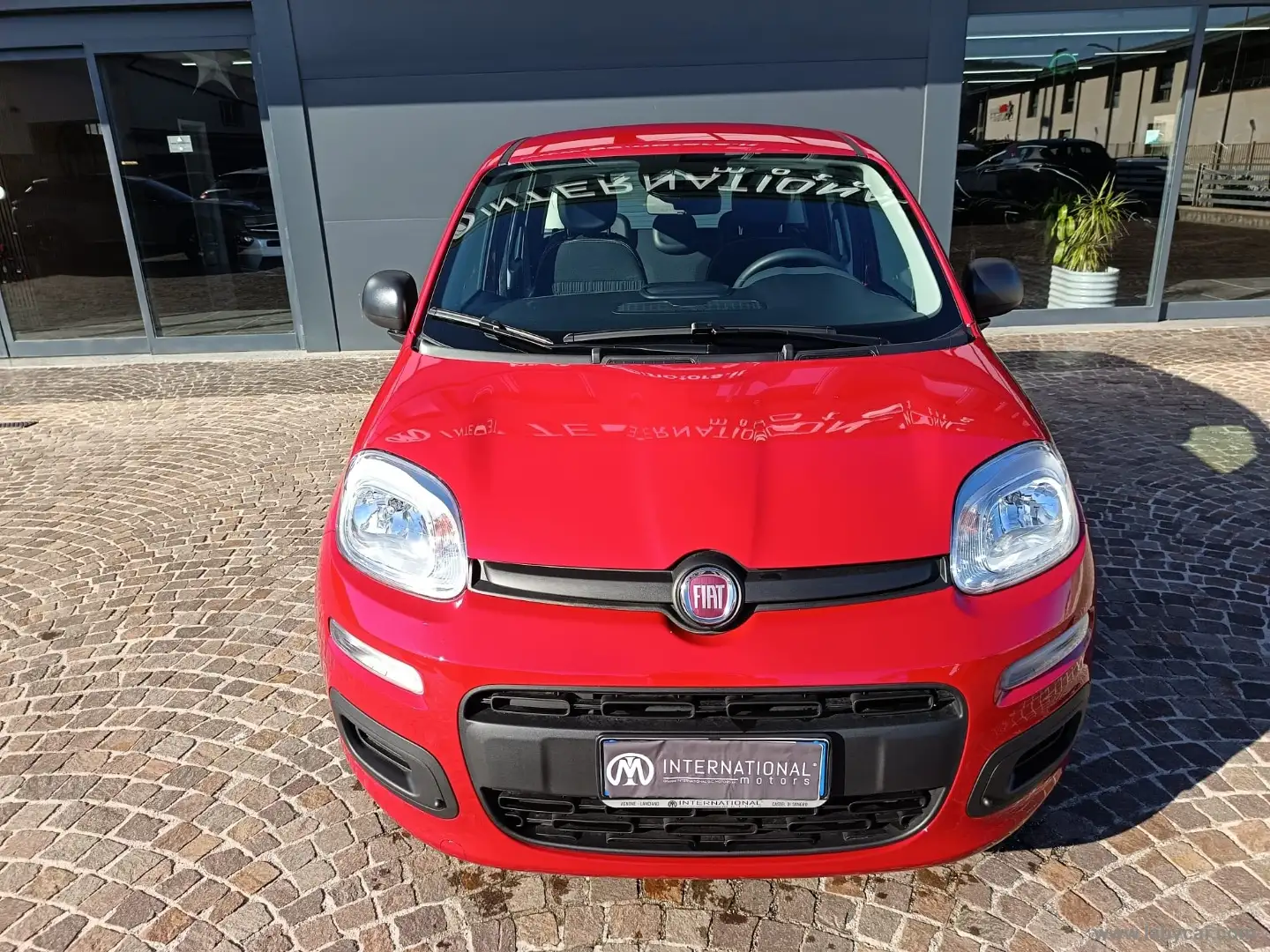 Fiat Panda 1.0 FireFly S&S Hybrid Rosso - 2