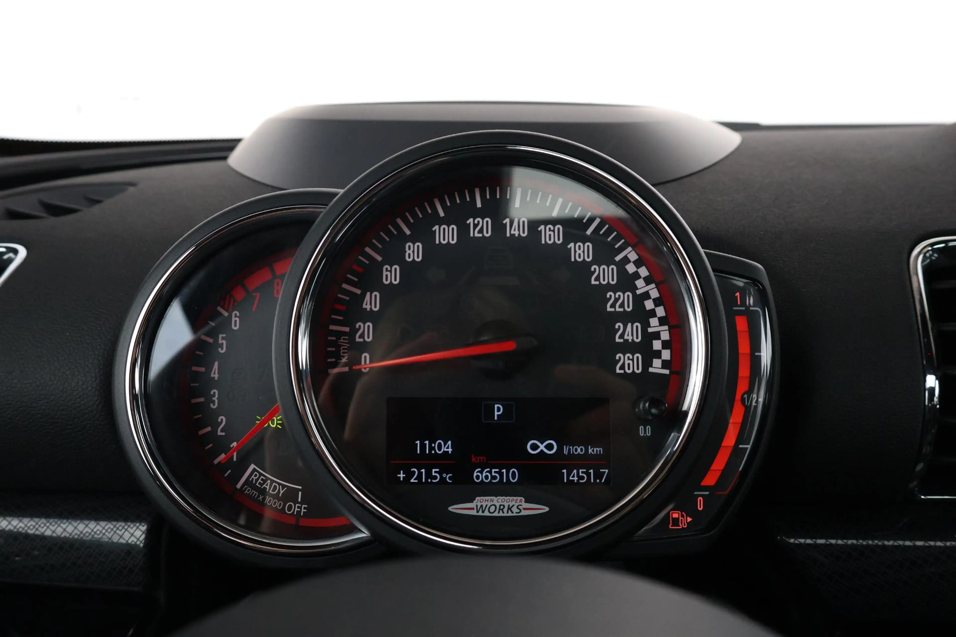 MINI John Cooper Works Clubman 2.0 JCW ALL4 Chili | Pano dak | Head-up | Harman K — photo 13
