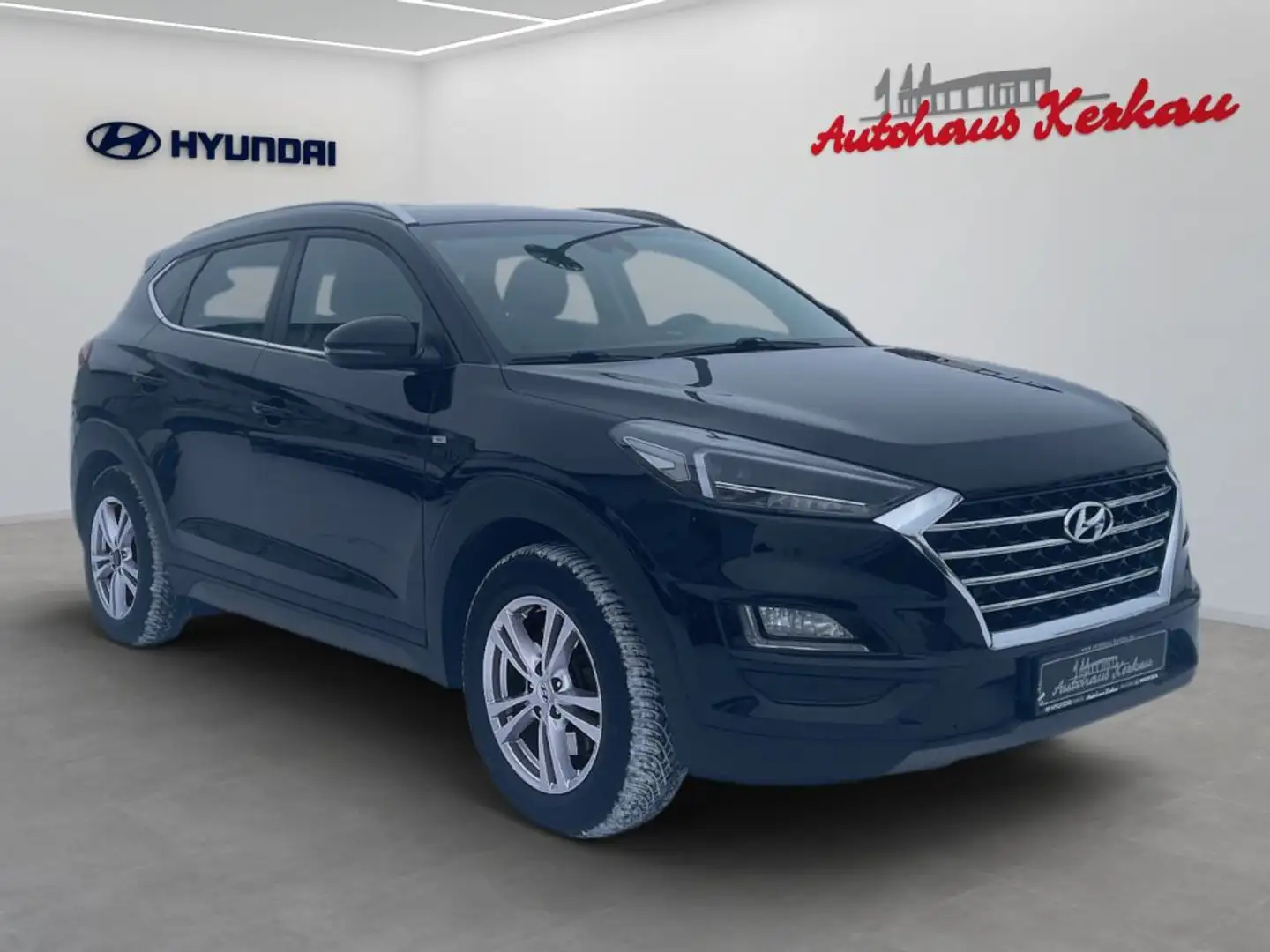 Hyundai TUCSON blue 2.0 CRDi 4WD Aut. Style *Krell* Schwarz - 2