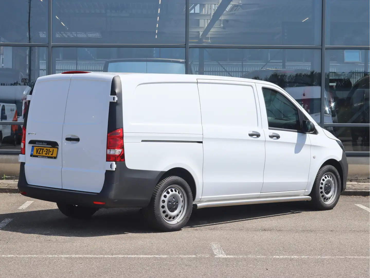 Mercedes-Benz Vito eVito L2 66 kWh | AIRCO/CAMERA/BETIMMERING | Certi Wit - 2