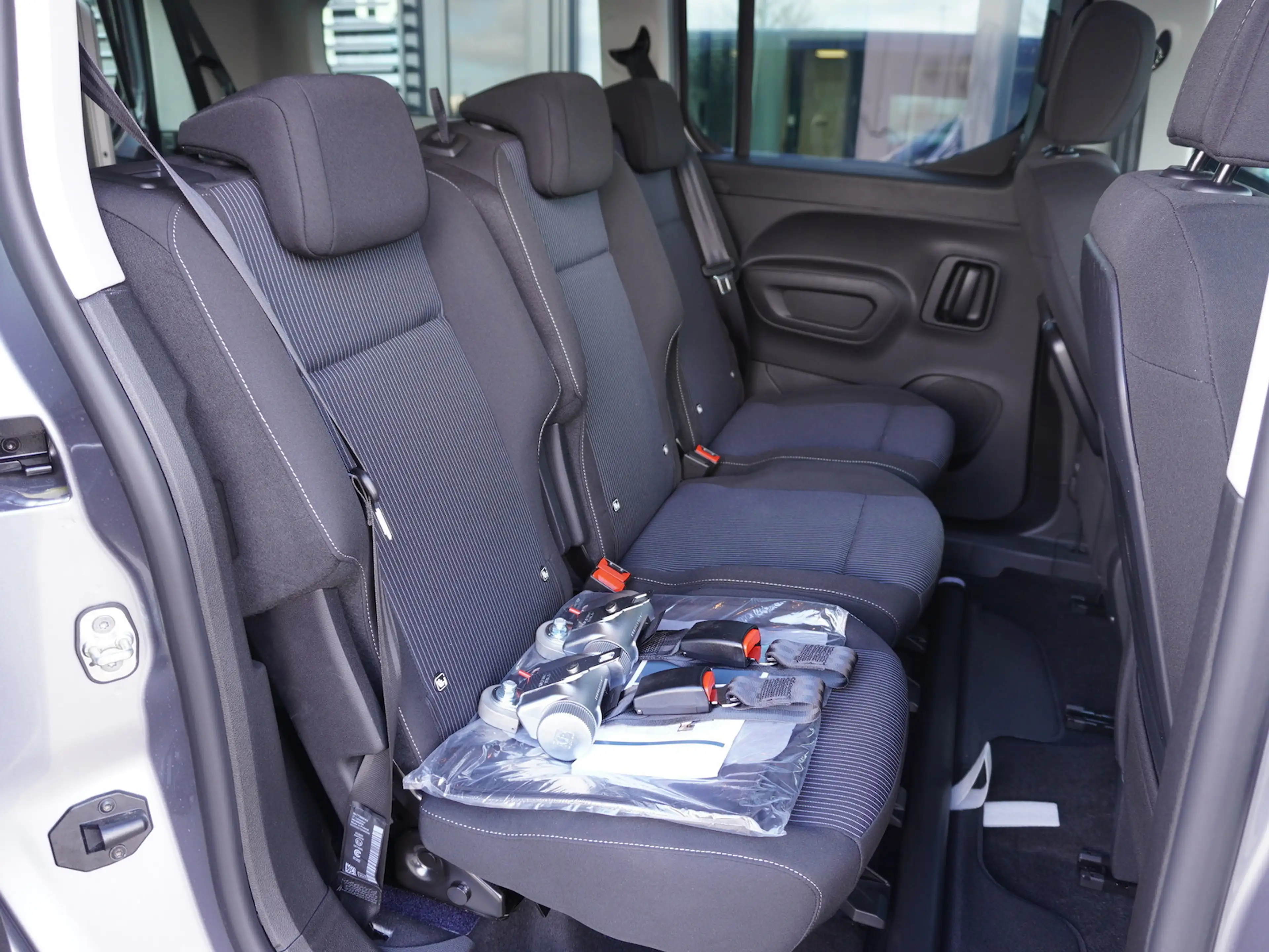 Fiat Doblo Maxi Kombi / Rollstuhlumbau AMF — photo 14