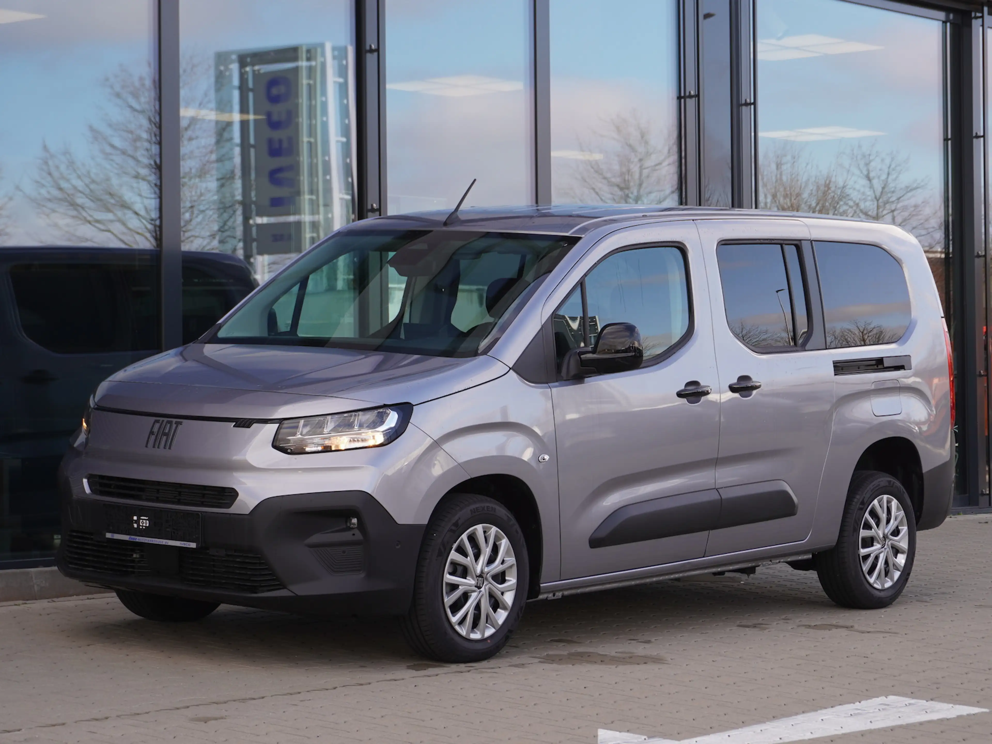 Fiat Doblo Maxi Kombi / Rollstuhlumbau AMF — photo 2