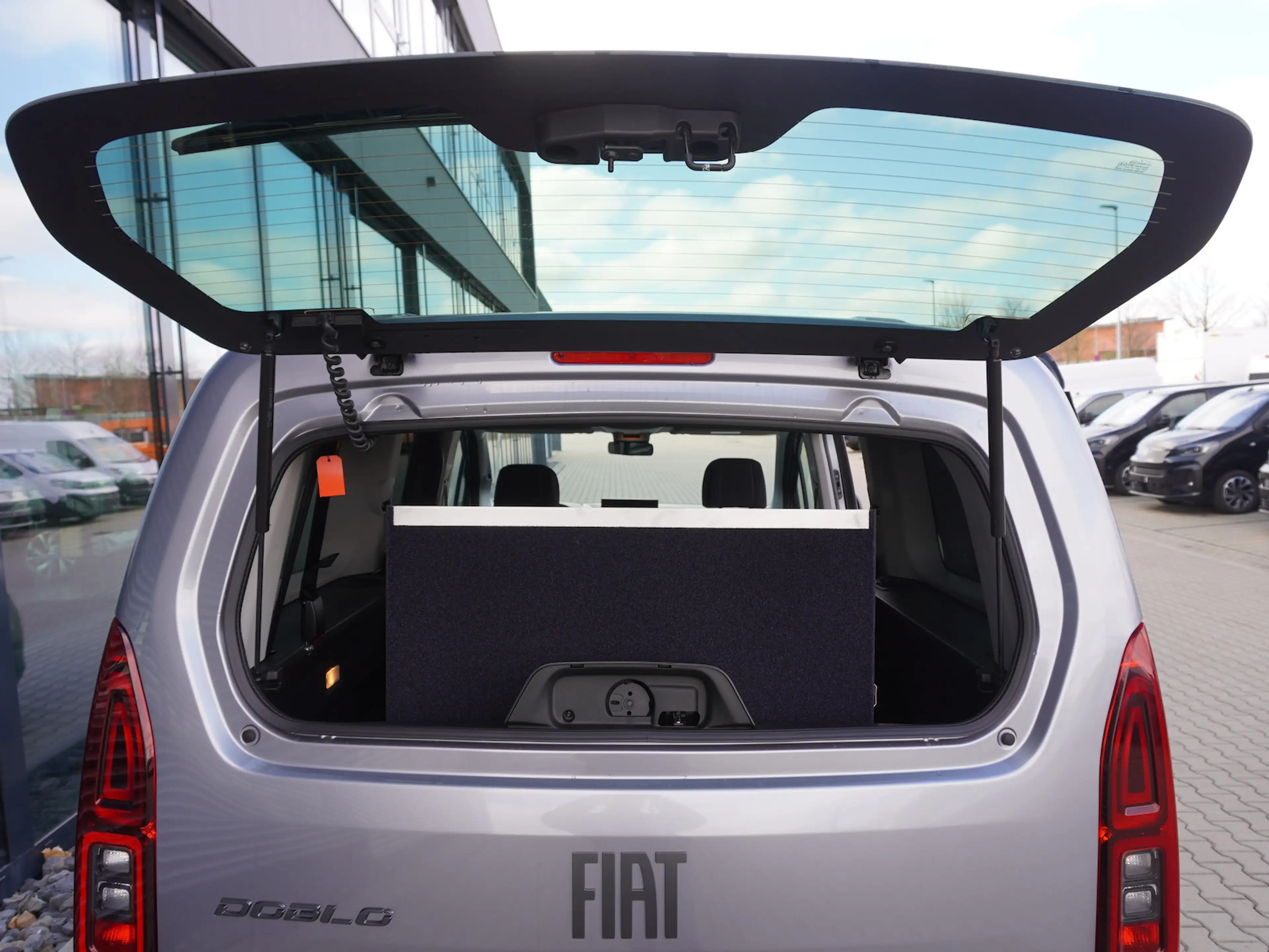 Fiat Doblo Maxi Kombi / Rollstuhlumbau AMF — photo 12