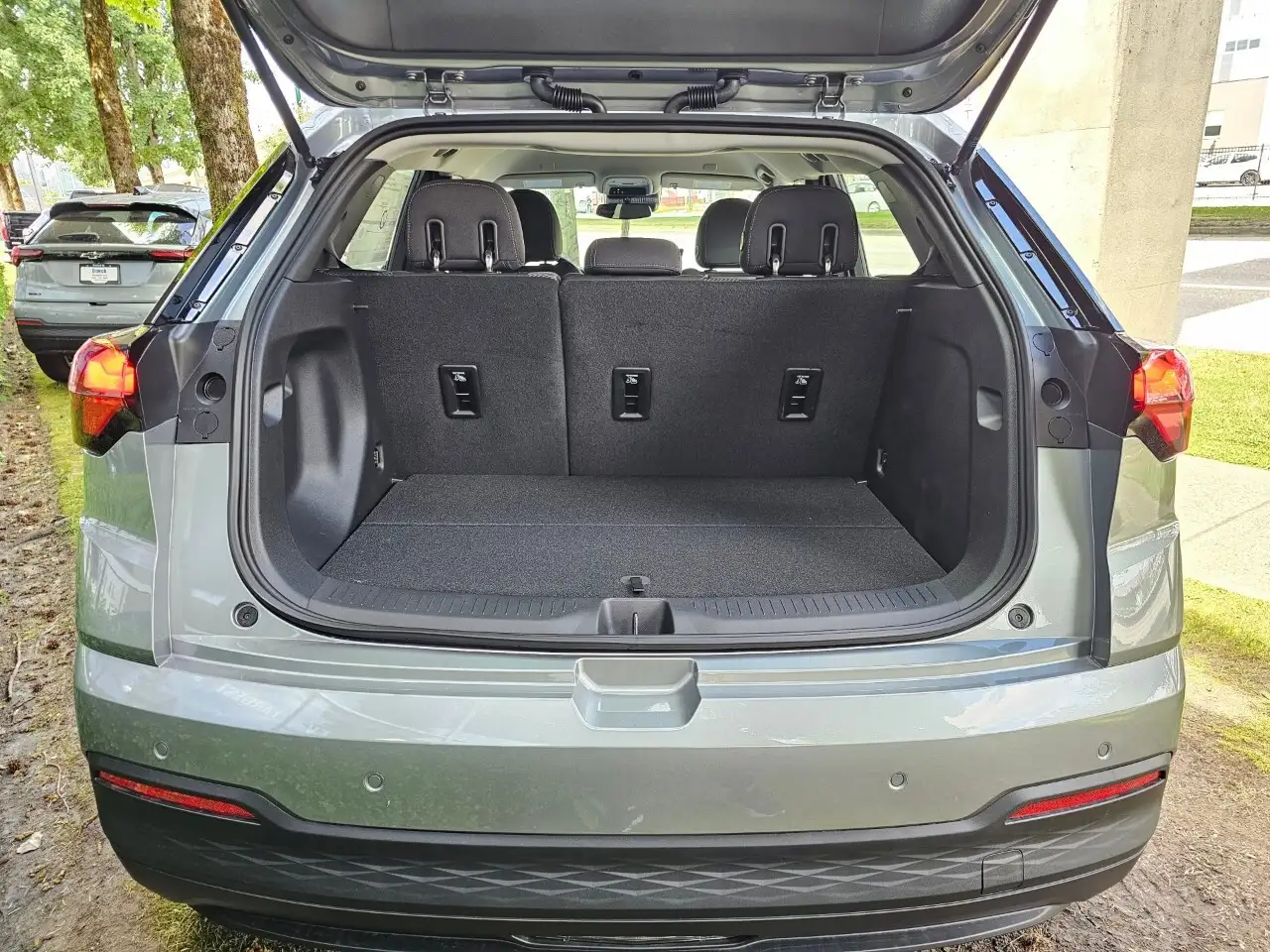 Chevrolet Bolt снимка Chevrolet Bolt
