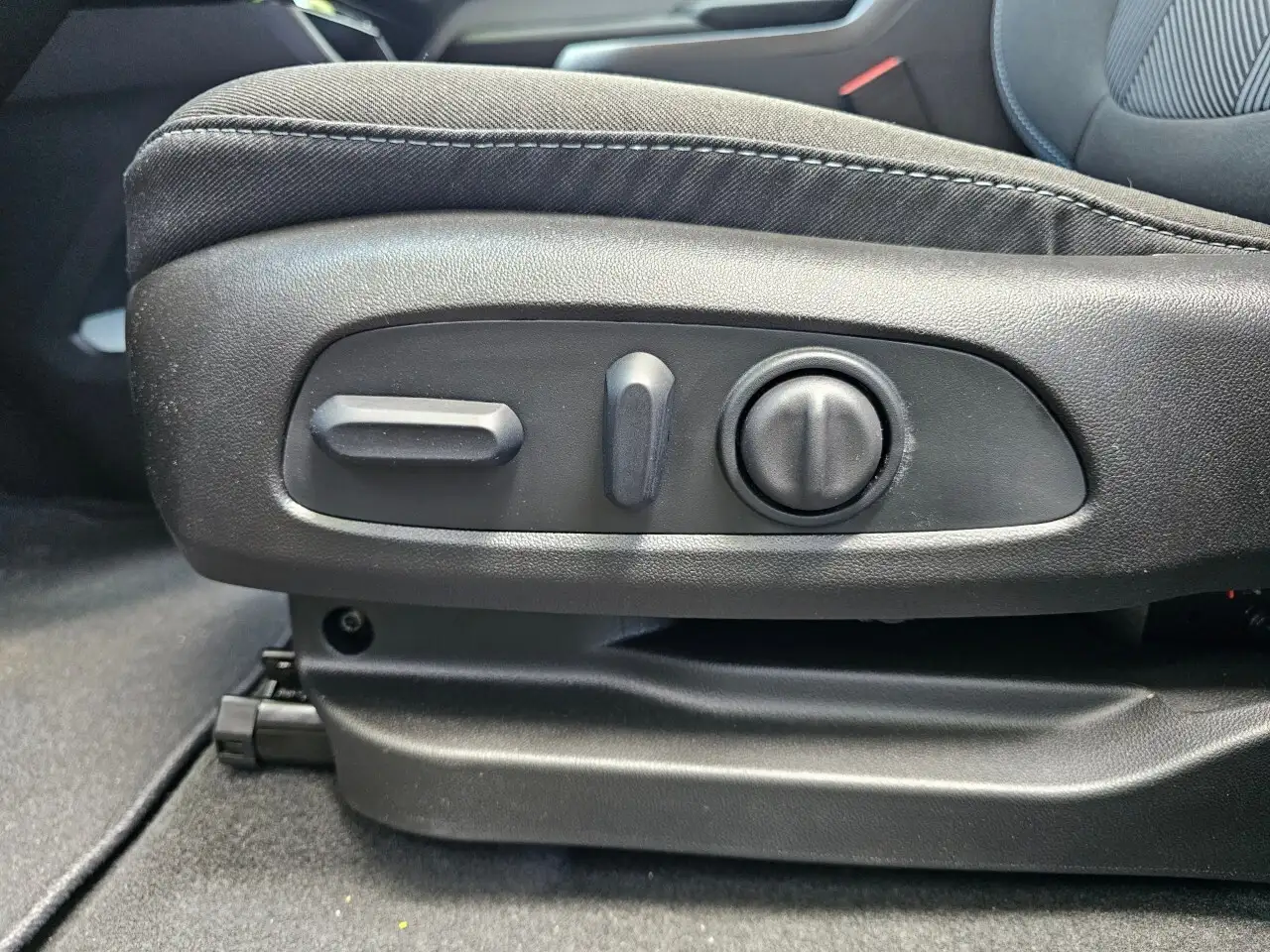 Chevrolet Bolt снимка Chevrolet Bolt
