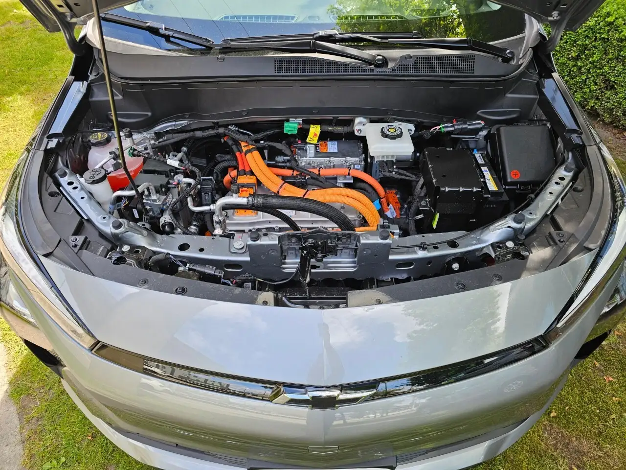 Chevrolet Bolt снимка Chevrolet Bolt