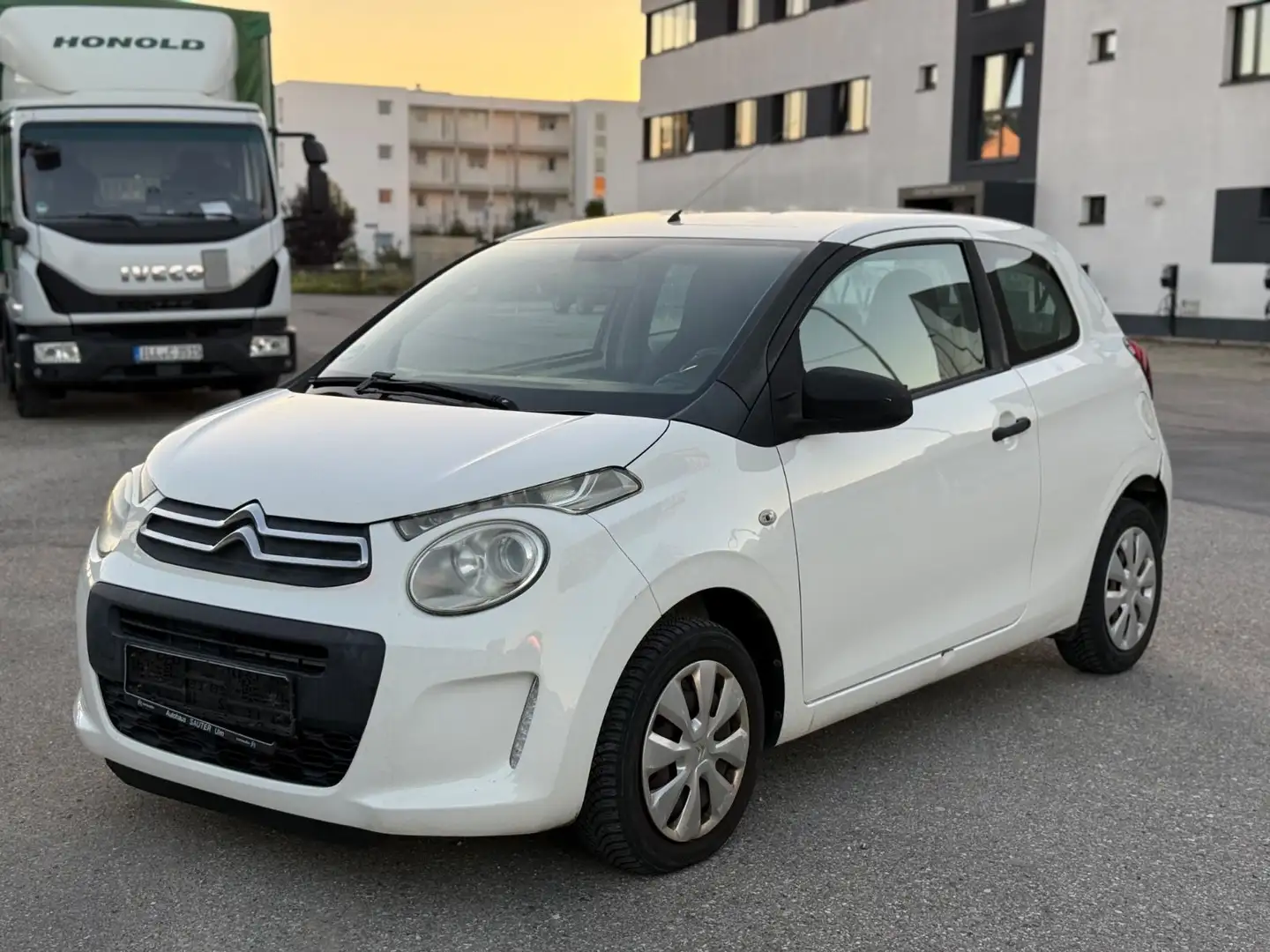 Citroen C1 Live 1.0 Weiß - 1