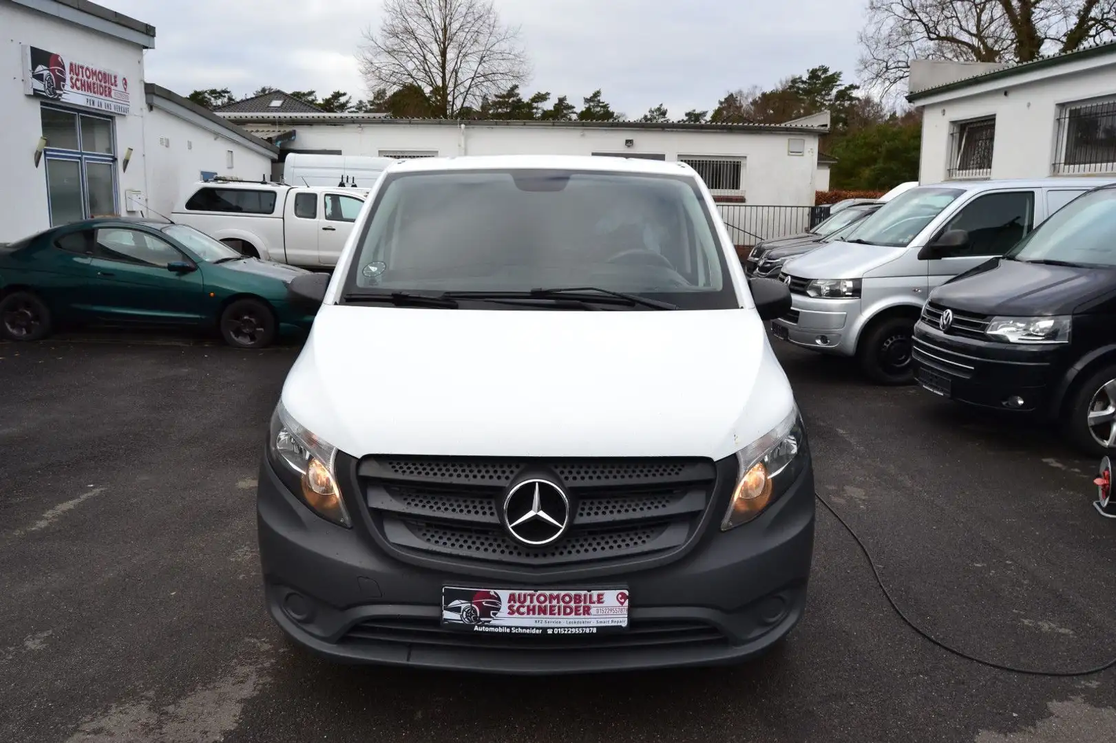 Mercedes-Benz Vito Kasten 111 Weiß - 1