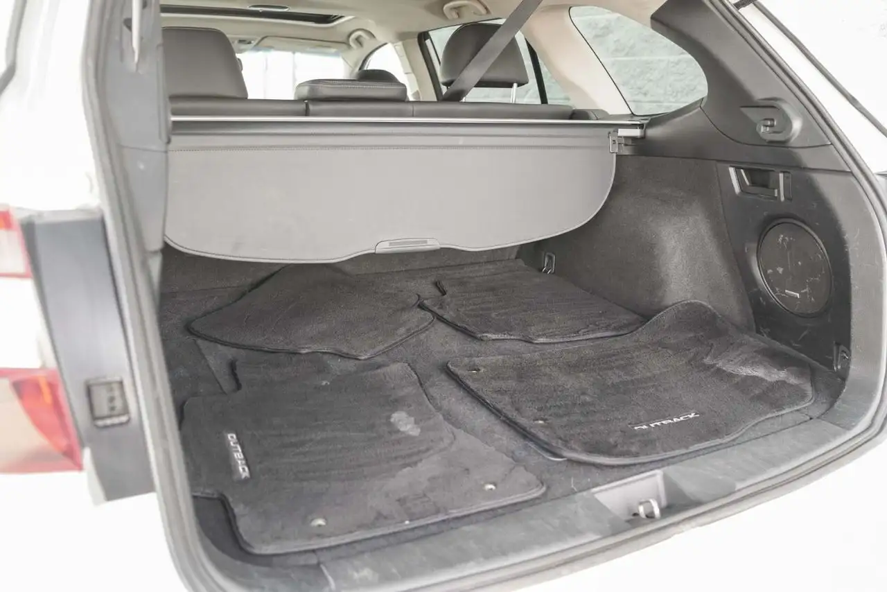 Subaru OUTBACK снимка Subaru OUTBACK