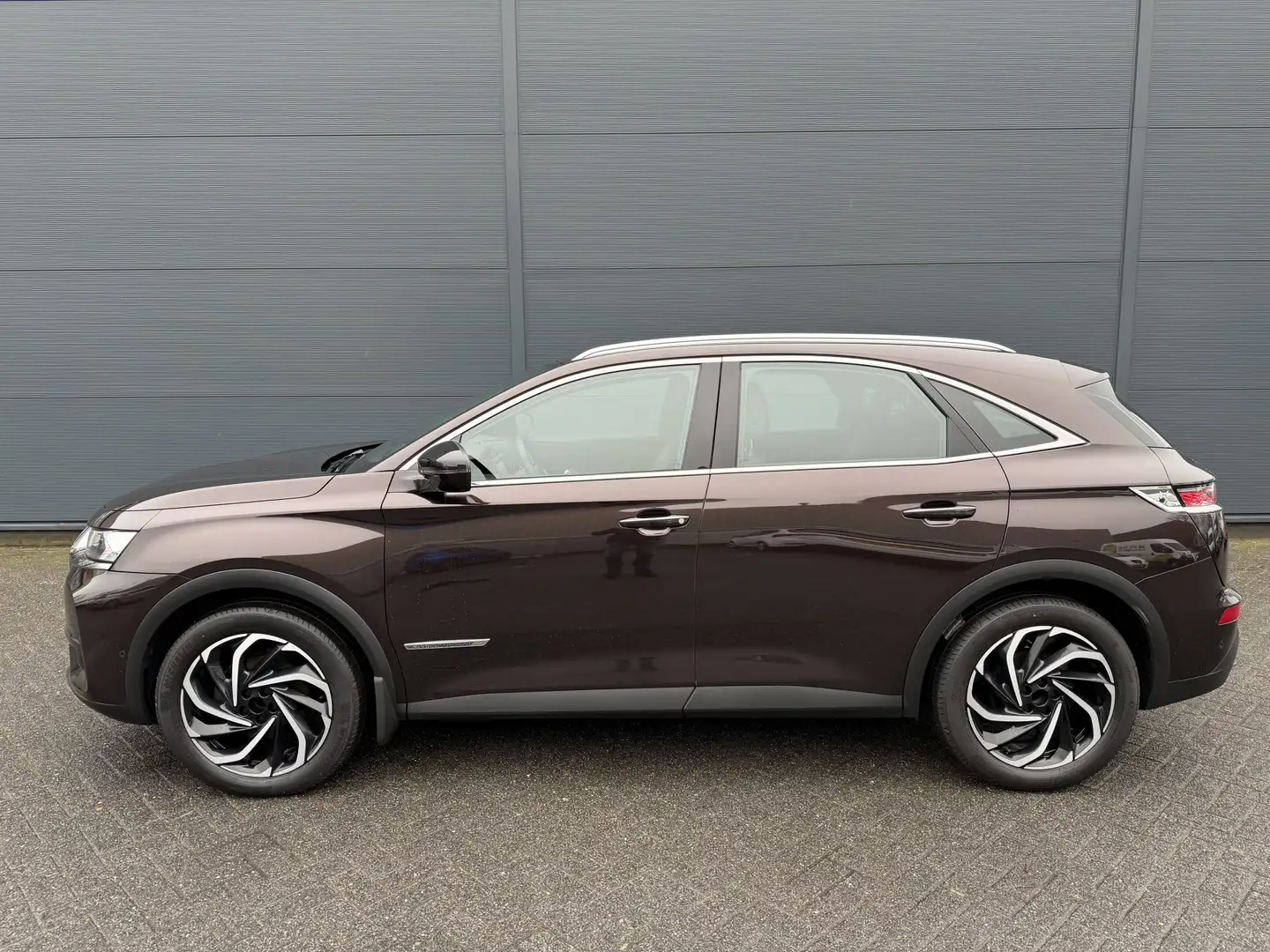 DS Automobiles DS 7 Crossback 225pk Rivoli (Elektrisch Schuifdak - Trekhaak - Ni Braun - 2