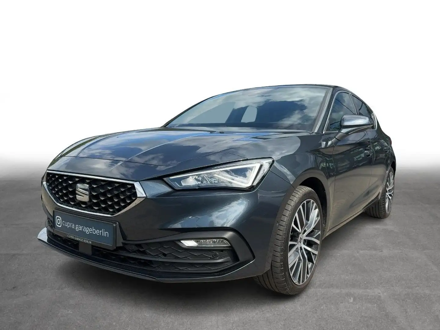 SEAT Leon 1.5 eTSI DSG Xcellence Navi LED SHZ PDC Gris - 2