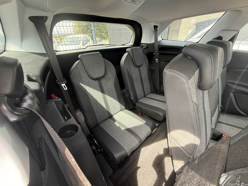 Peugeot 5008 5008 1.5HDi 7 PLACES,CRUISE,GPS,RADARS,PRÊTE À IMMATRICULER,GARANTIE… — photo 8