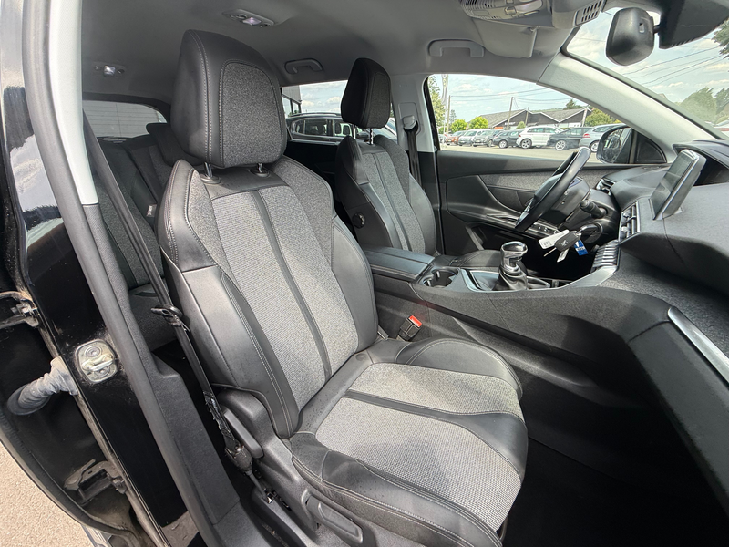 Peugeot 5008 5008 1.5HDi 7 PLACES,CRUISE,GPS,RADARS,PRÊTE À IMMATRICULER,GARANTIE… — photo 6