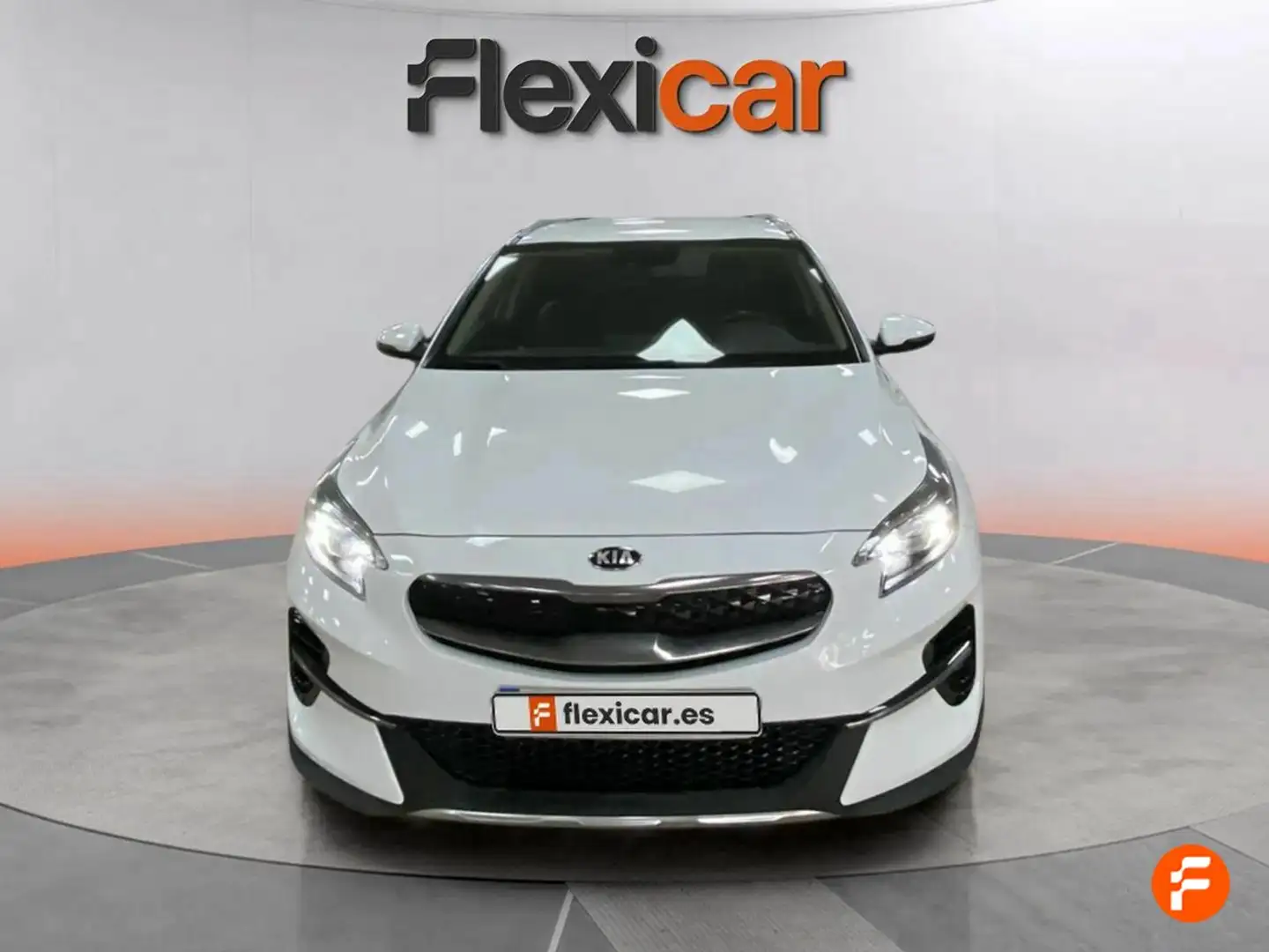 Kia XCeed 1.6 MHEV Emotion 100kW (136CV) DCT Blanco - 2