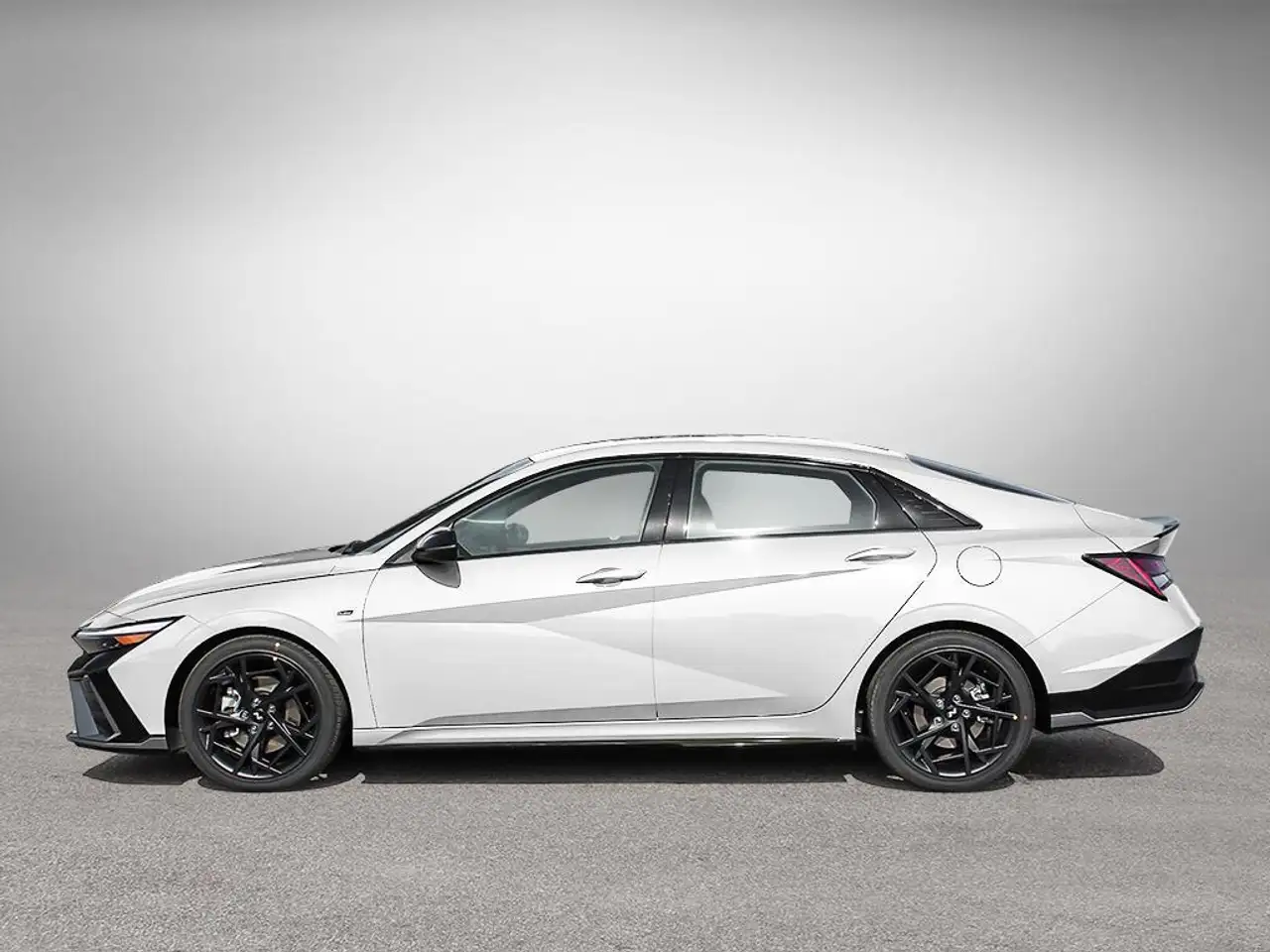 Hyundai ELANTRA снимка Hyundai ELANTRA