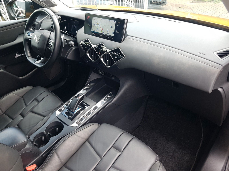 DS Automobiles DS 3 Crossback PureTech 155 So Chic Opera Autom. — photo 13